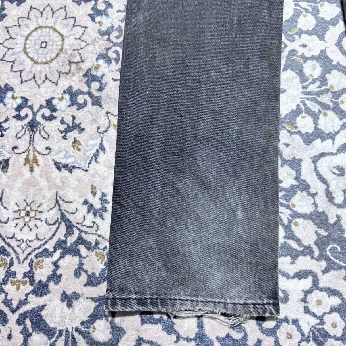 Levi's Vintage Levis 505 Black Faded Distressed Jeans Size US 34 / EU 50 - 13 Thumbnail