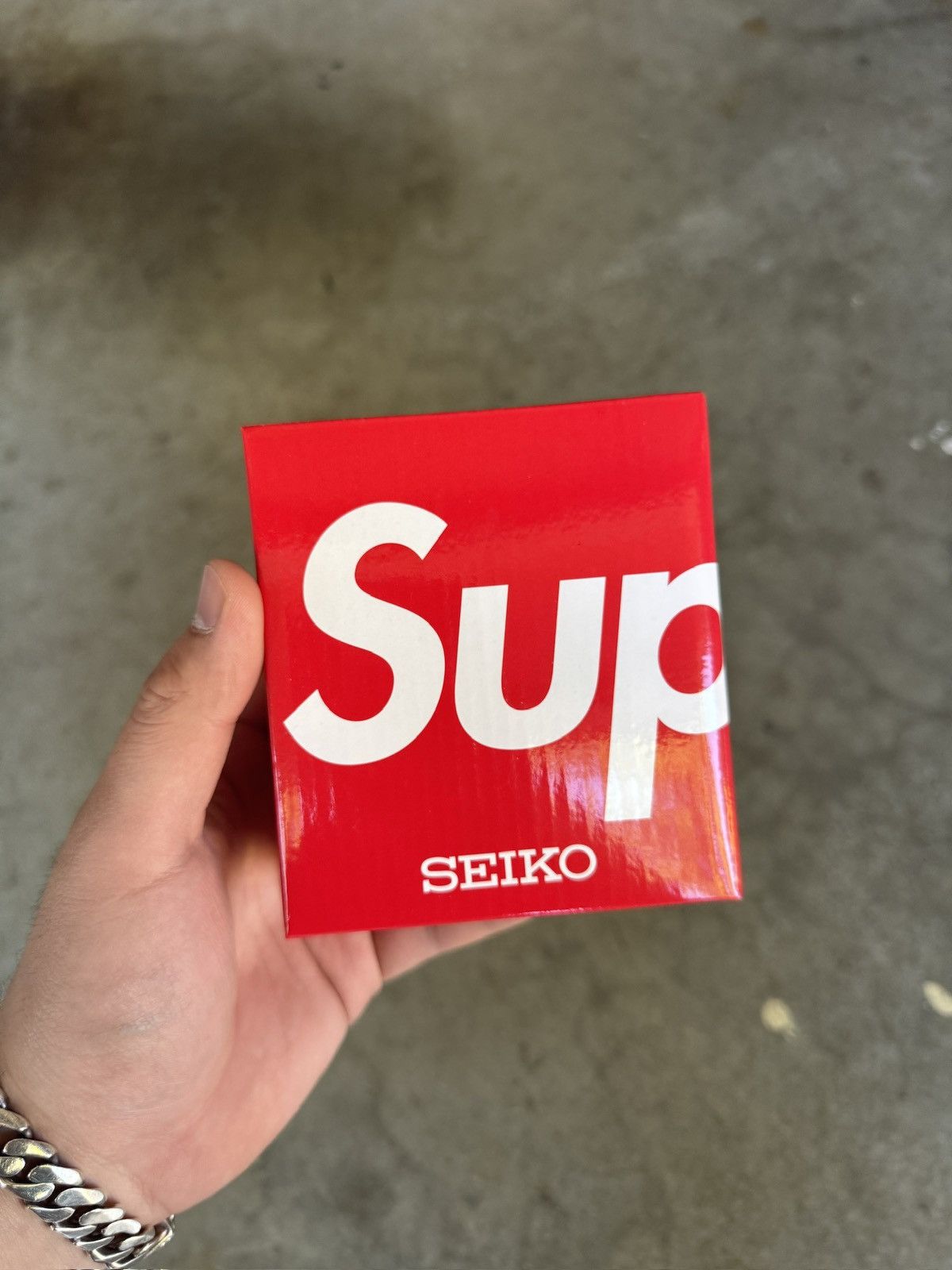 Supreme DS Supreme Seiko Mai Alarm Clock White Size ONE SIZE - 2 Thumbnail