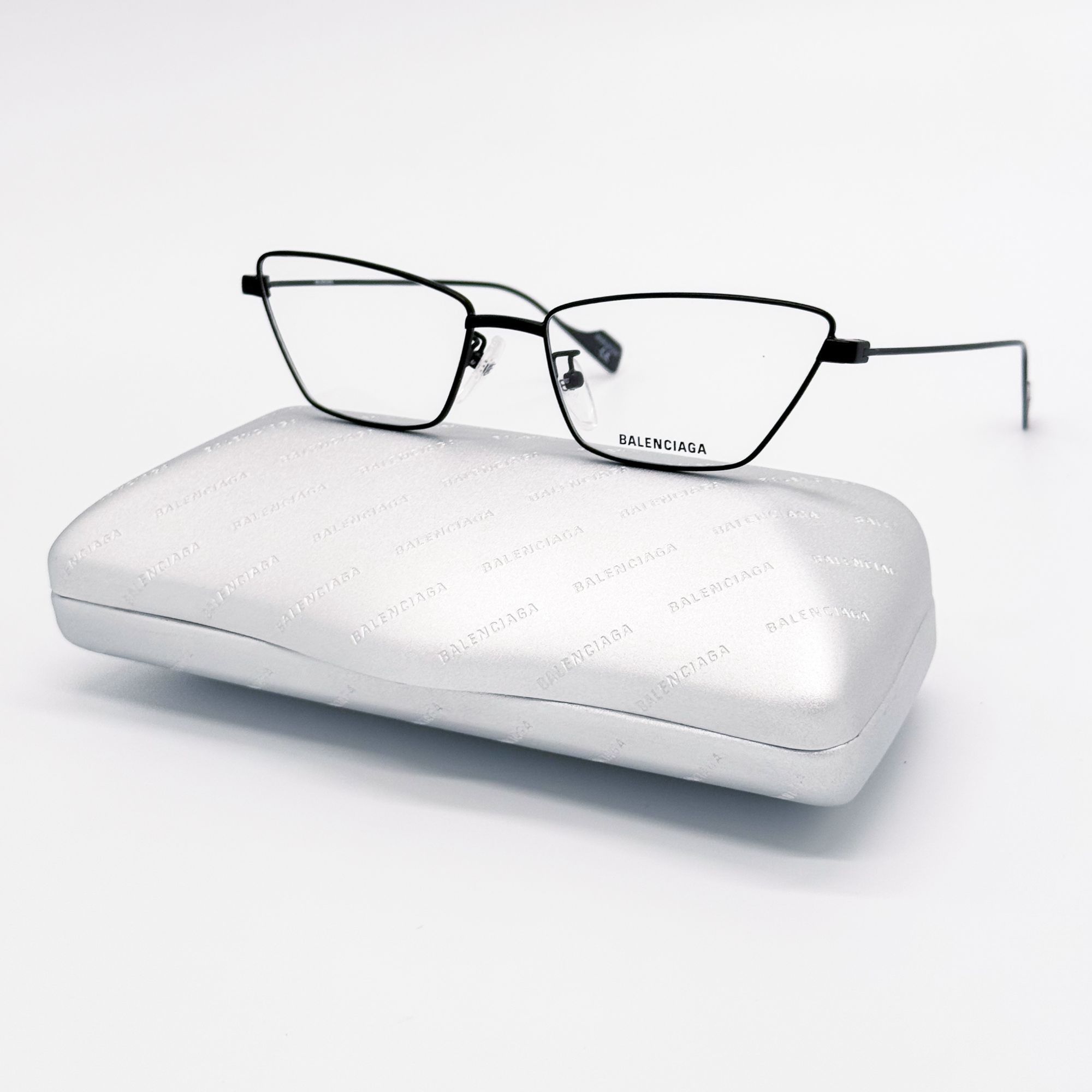Balenciaga NEW BALENCIAGA EYEGLASSES BB0091O 001 CAT EYE BLACK WOMEN EY Size ONE SIZE - 1 Thumbnail