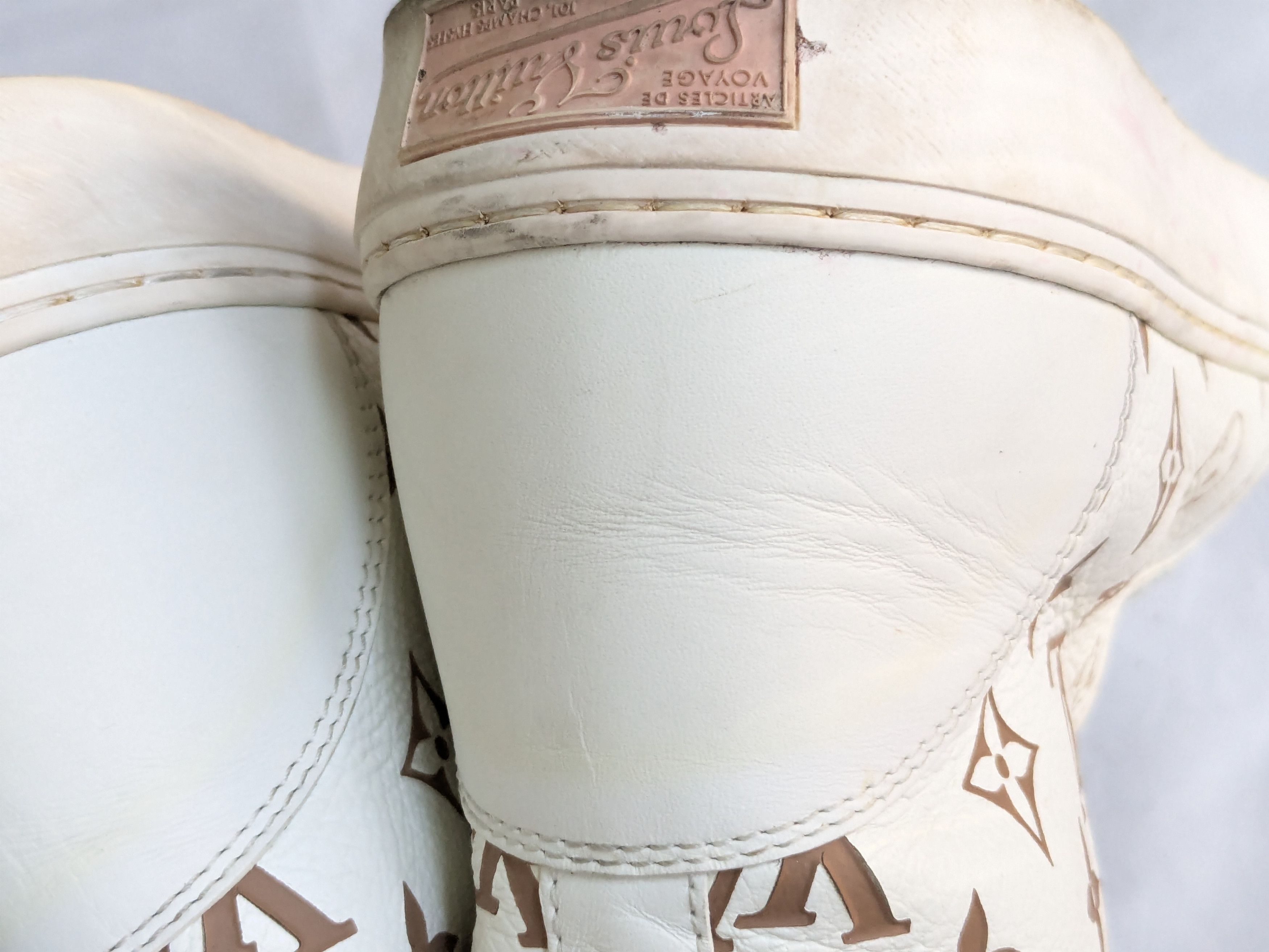 Louis Vuitton Louis Vuitton Sneakers White 10 Monogram Logo High Tops Size US 10 / EU 43 - 17 Thumbnail