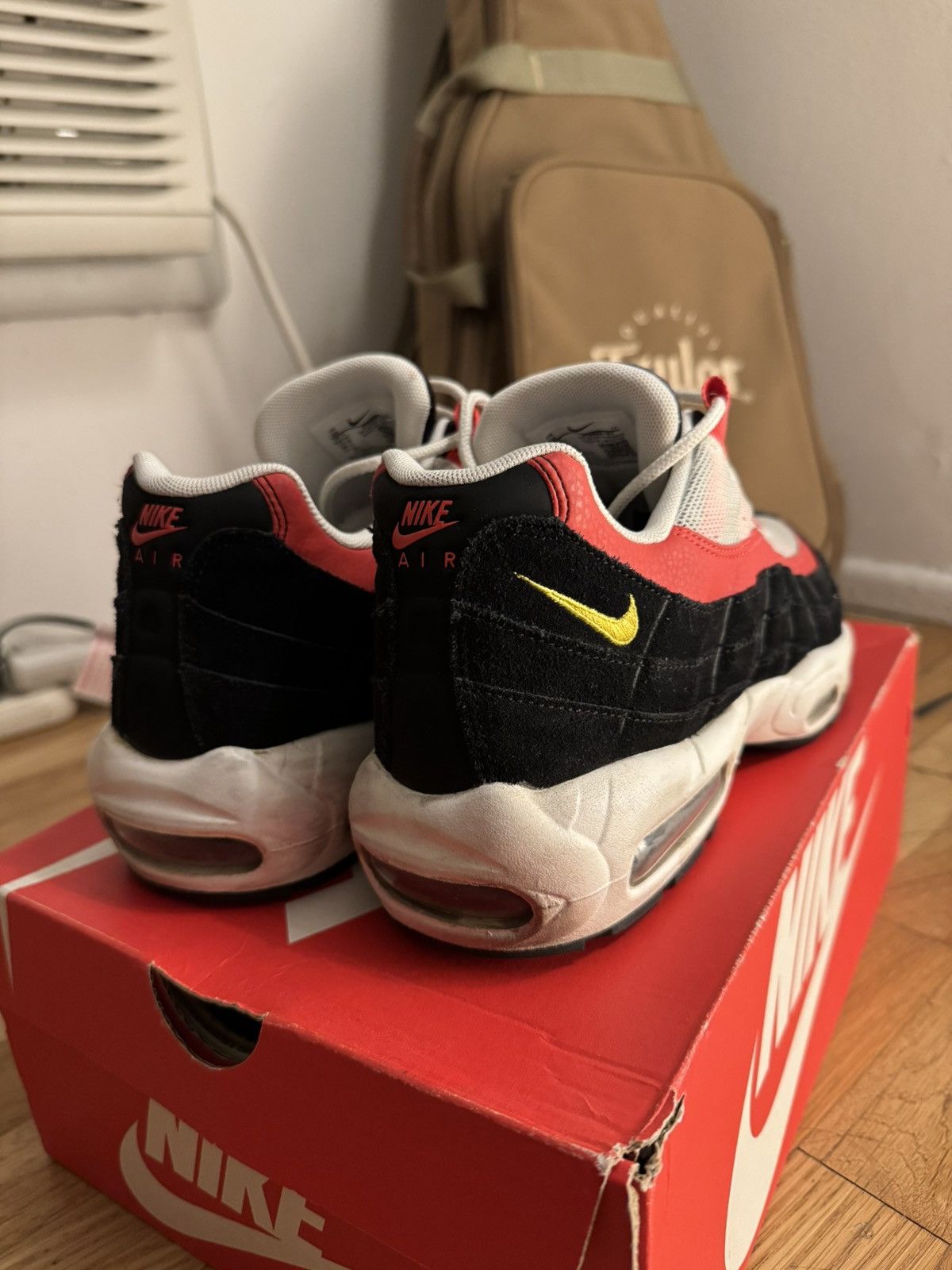 Nike Nike Air Max 95 Essential Size US 10 / EU 43 - 6 Thumbnail