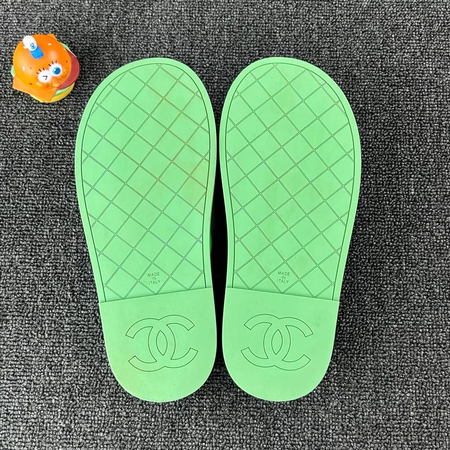 Chanel Chanel Pre-Owned Green Lambskin Slippers Size 36 Size US 5.5 / IT 35.5 - 6 Thumbnail