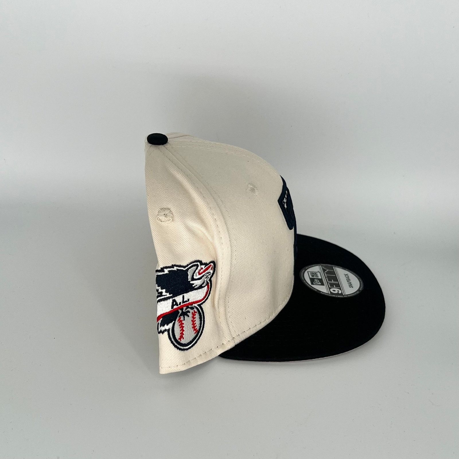 New Era White Black Texas Rangers A.L. Side Patch New Era MLB 9Fifty Size ONE SIZE - 3 Thumbnail