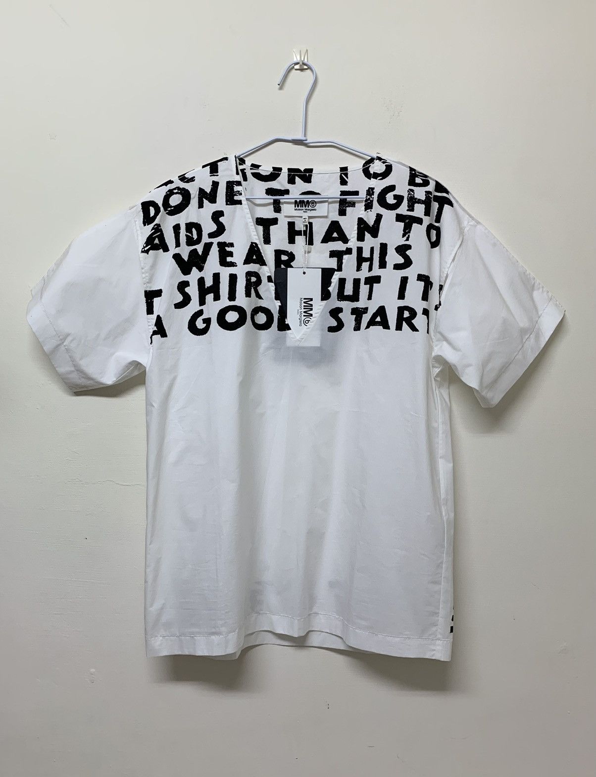 image of Maison Margiela Slogan Printed Shirt in White, Women's (Size XS)