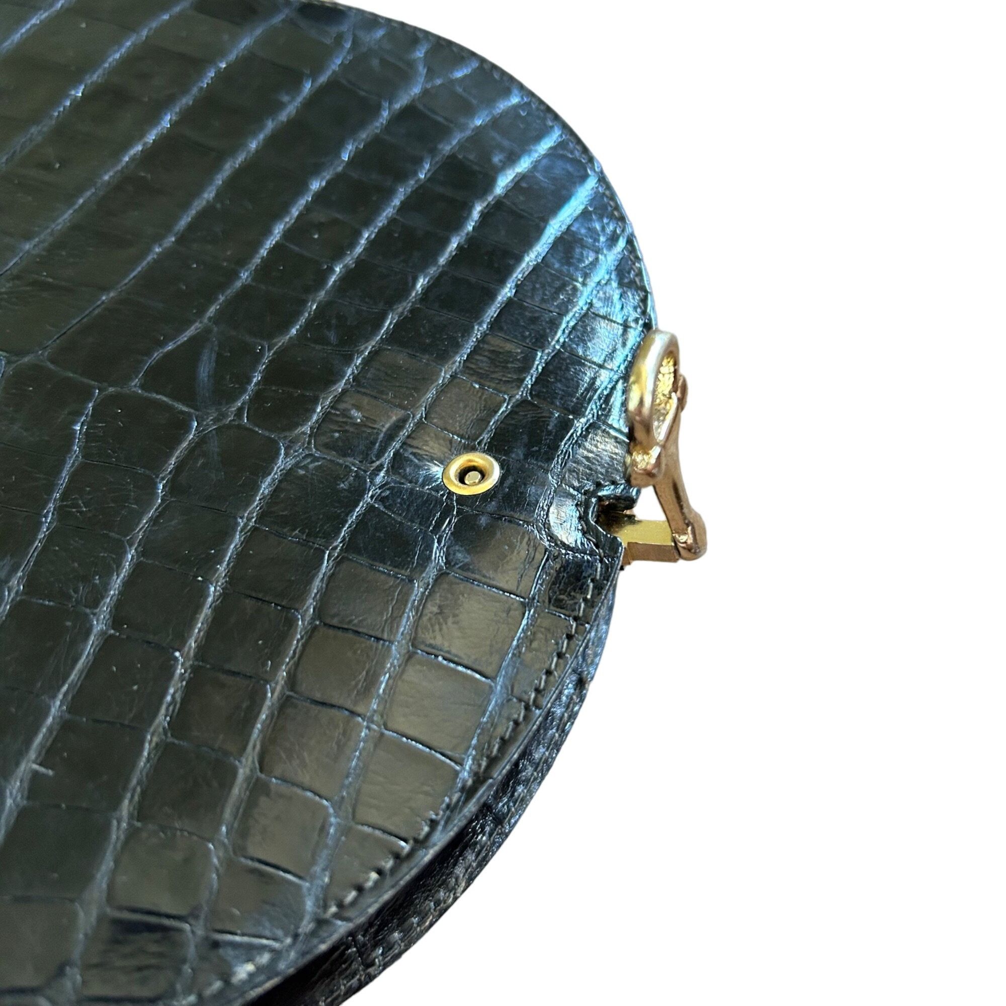 Vintage Vintage Black Leather Animal Print Embossed Crossbody Bag Ch Size ONE SIZE - 4 Thumbnail
