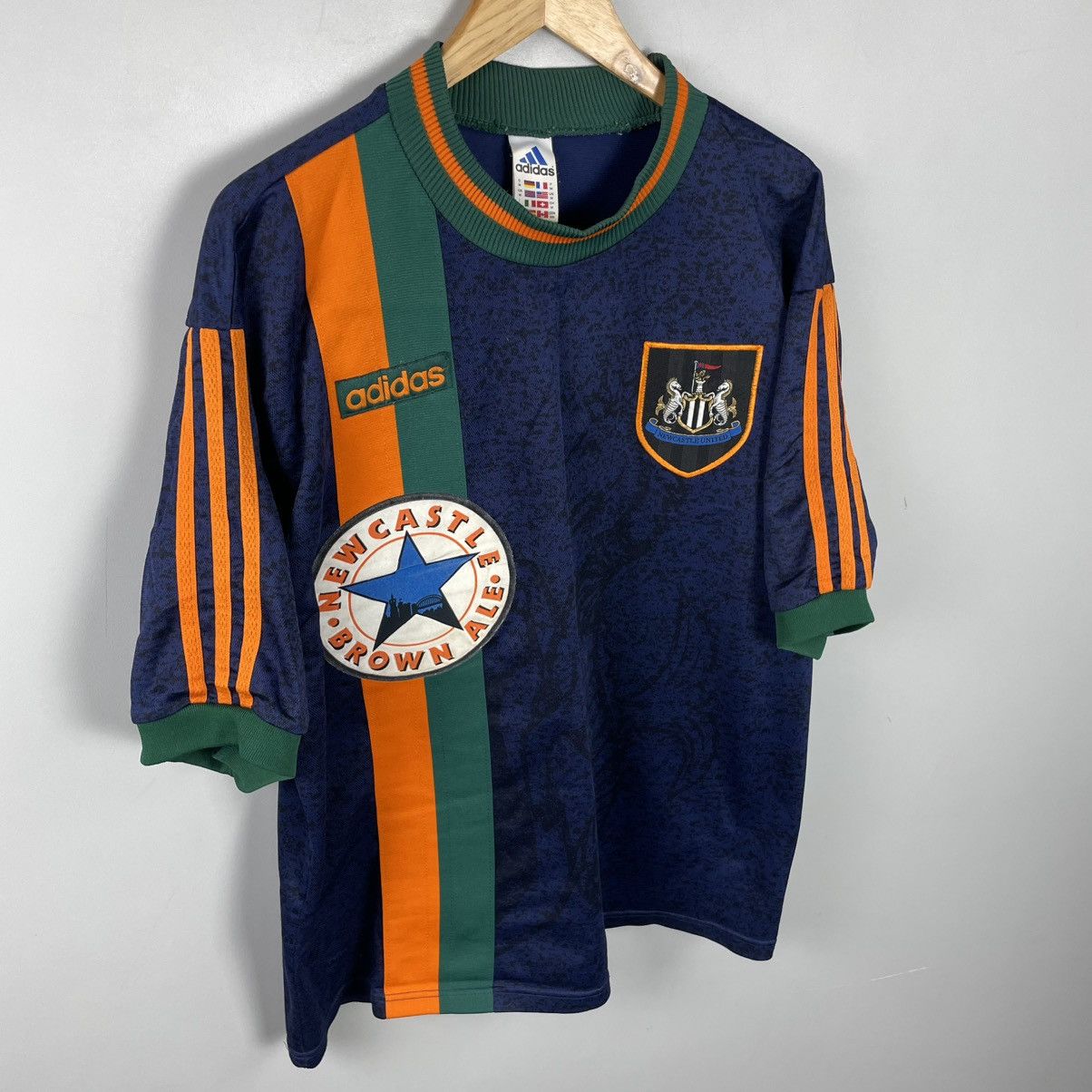 Adidas Newcastle United 1997/1998 Vintage Jersey Shirt Rare size M Size US M / EU 48-50 / 2 - 2 Thumbnail