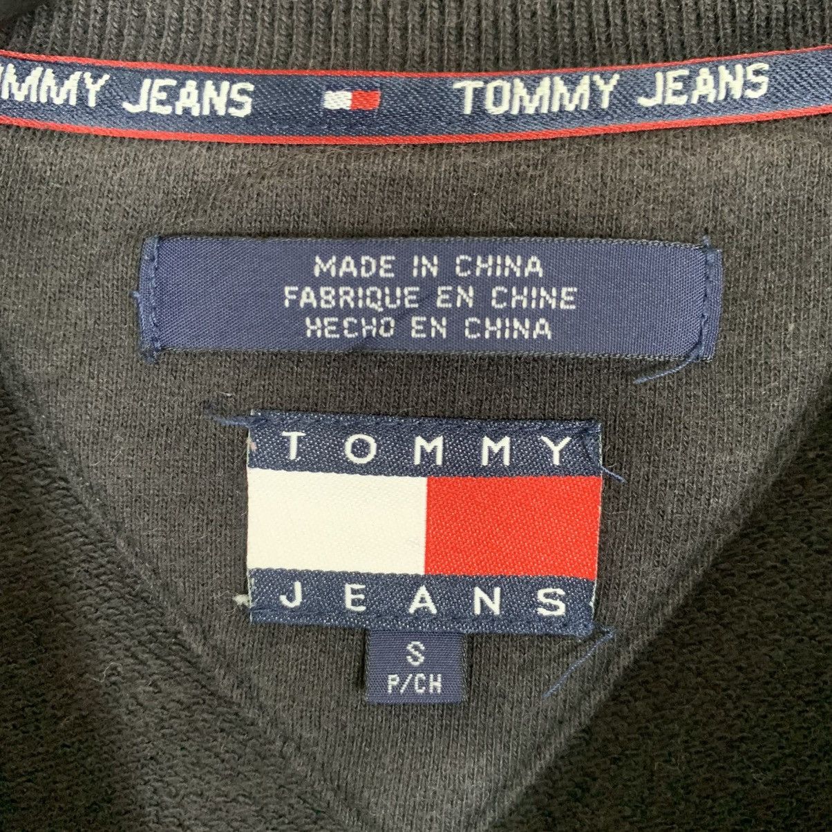Designer Vintage Tommy Jeans Sweatshirt Size US S / EU 44-46 / 1 - 8 Thumbnail
