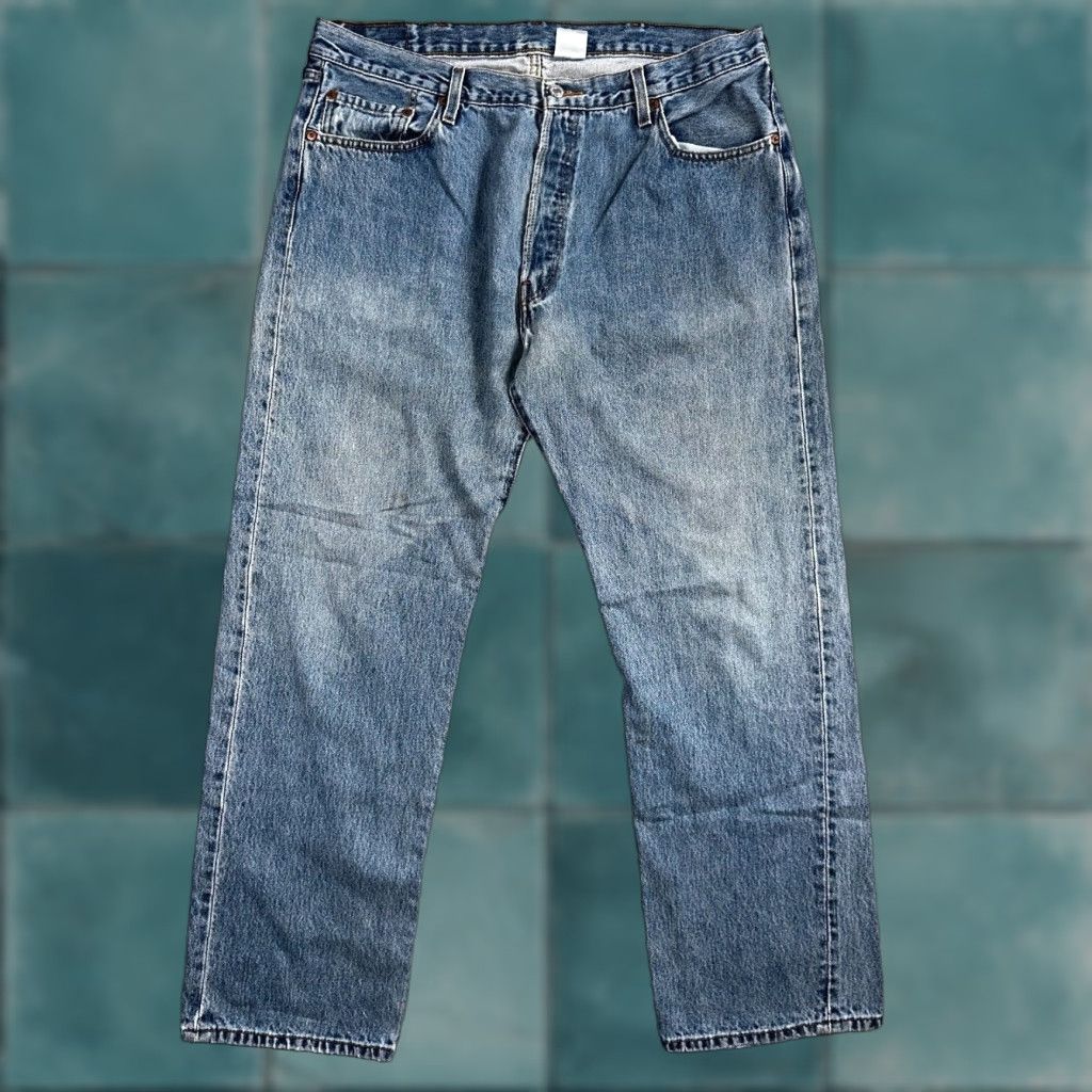 Levi's VINTAGE Levis 501 90s Mexico Straight Leg Jeans 40x32 Y2K Light Wash Act 36x30 Mens Size US 40 / EU 56 - 1 Thumbnail