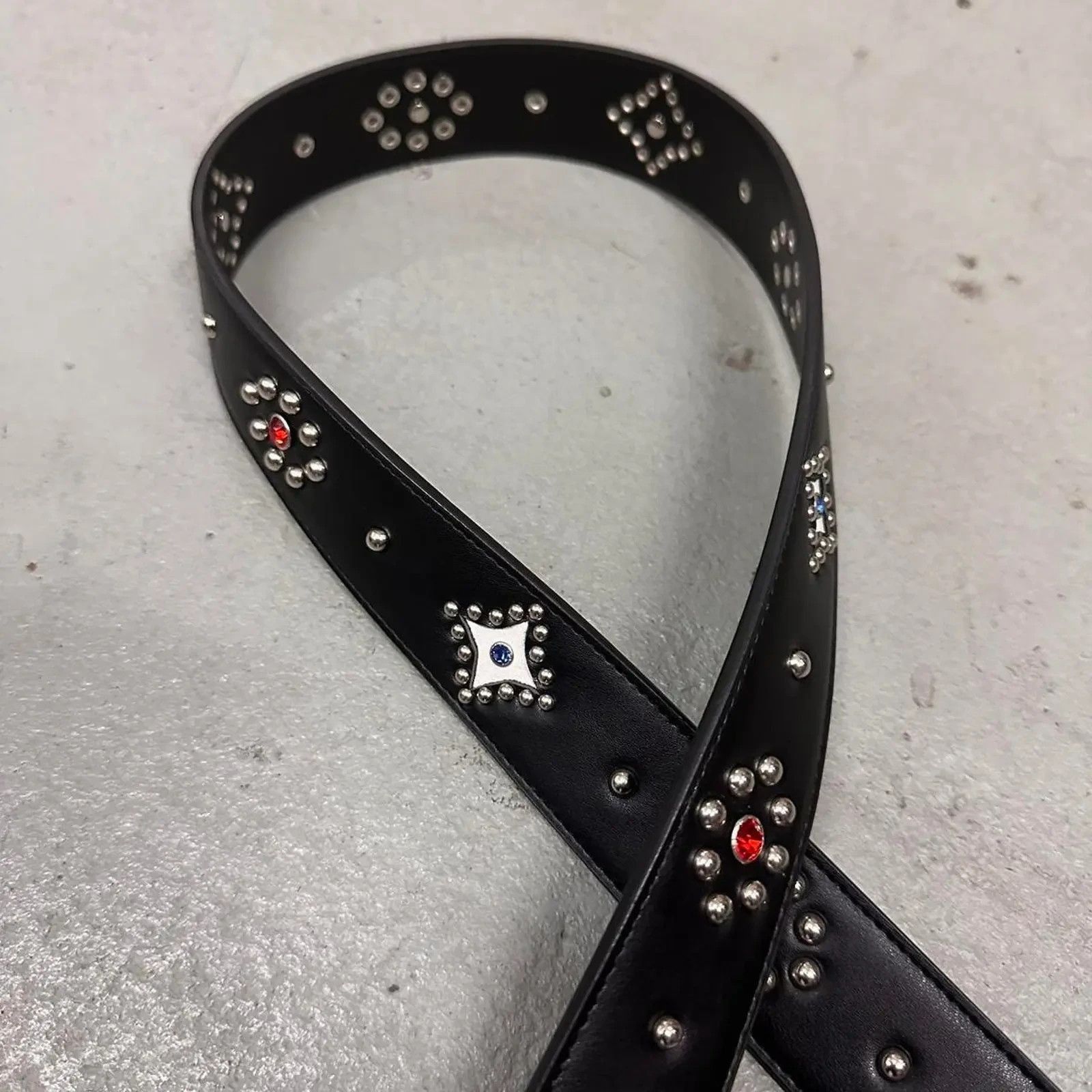 Other Black studded western style belt MENS2 Size 34 - 5 Thumbnail