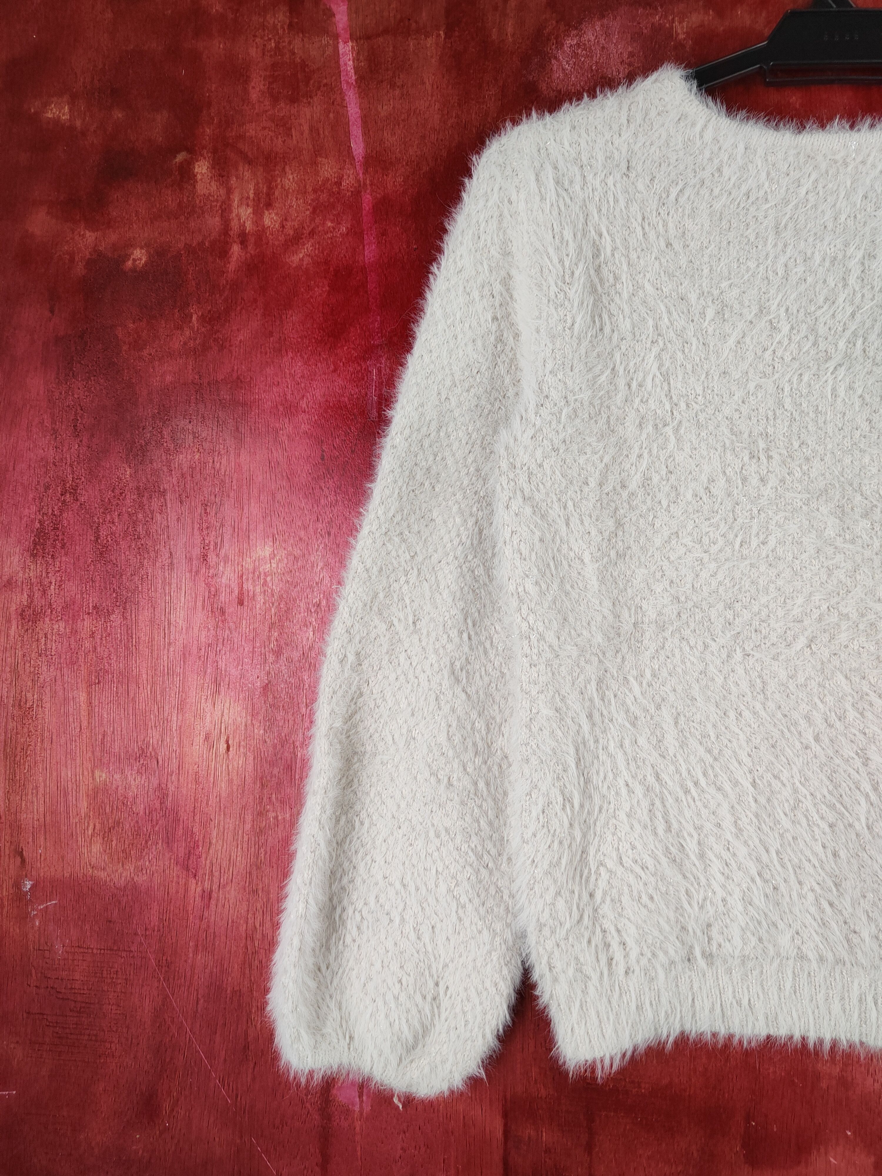 Homespun Knitwear Chip Clip Sweet Ivory Fur Mohair Knitwear #S1267 Size XS / US 0-2 / IT 36-38 - 8 Thumbnail