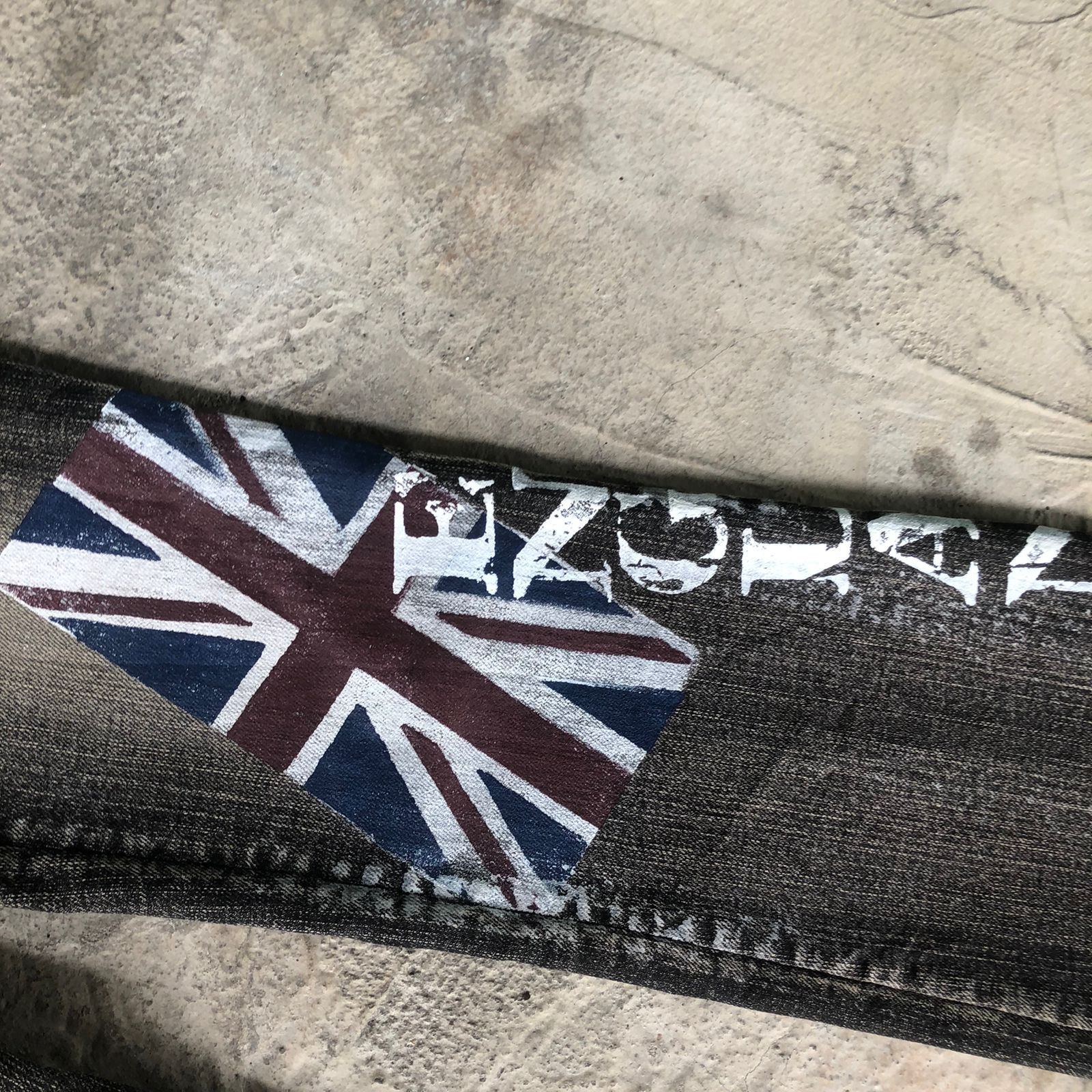 Japanese Brand British Punk Flared Jeans Size US 29 - 3 Thumbnail