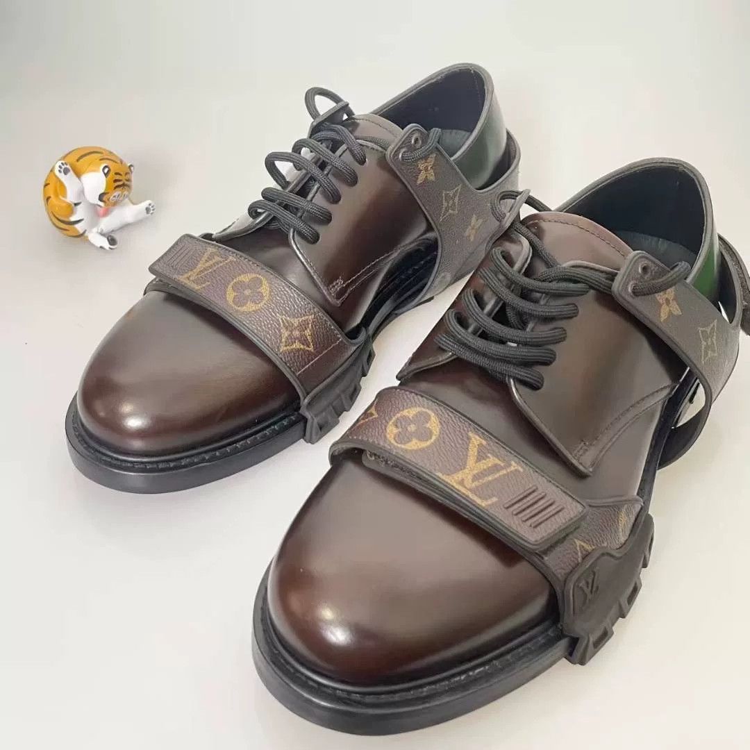 Louis Vuitton louis vuitton derby leather shoes for men Size US 8.5 / EU 41-42 - 1 Thumbnail