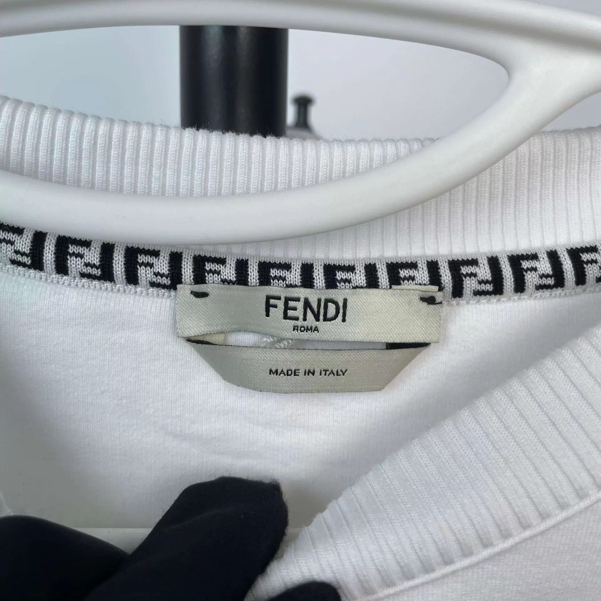 Fendi Fendi white logo women's 95 new sweatshirt Size M / US 6-8 / IT 42-44 - 9 Thumbnail