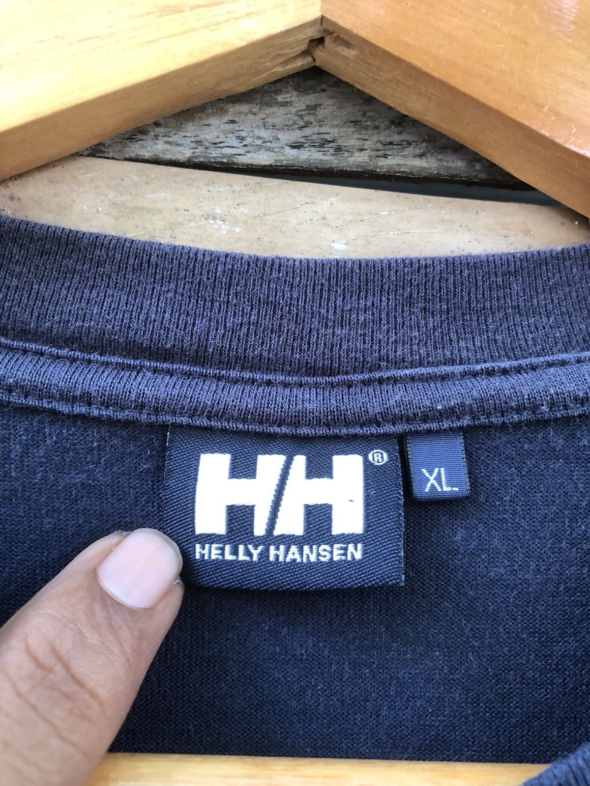 Helly Hansen Vintage Y2K Big Logo Helly Hansen Tshirts Size US XL / EU 56 / 4 - 8 Thumbnail