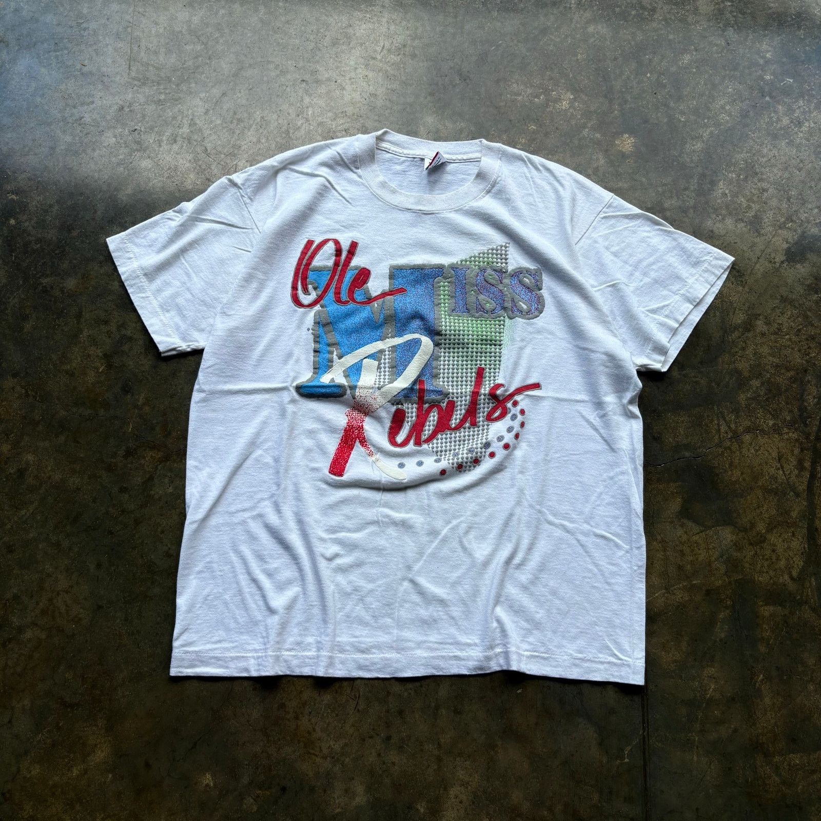 NCAA Vintage Early 90s Ole Miss Rebels T-shirt Size US XL / EU 56 / 4 - 1 Thumbnail