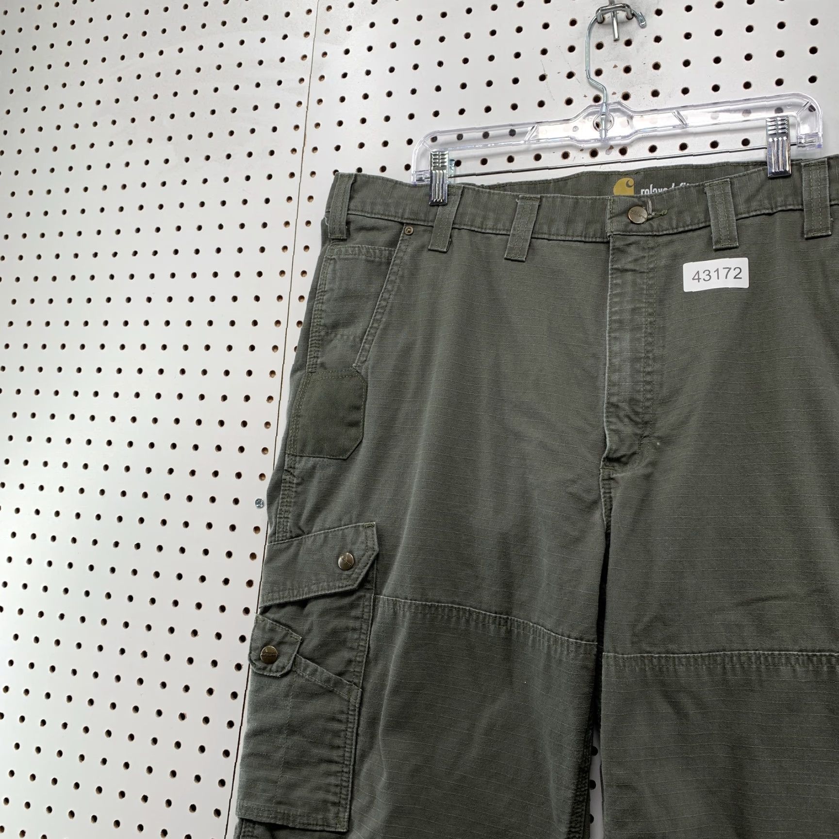 Carhartt Carhartt Cargo Pants Mens 44x32 Moss Green Ripstop Workwear Cargo Pants Mens 44x32 Green 90s? No decade given; skip decade. Mens Size US 44 / EU 60 - 4 Thumbnail