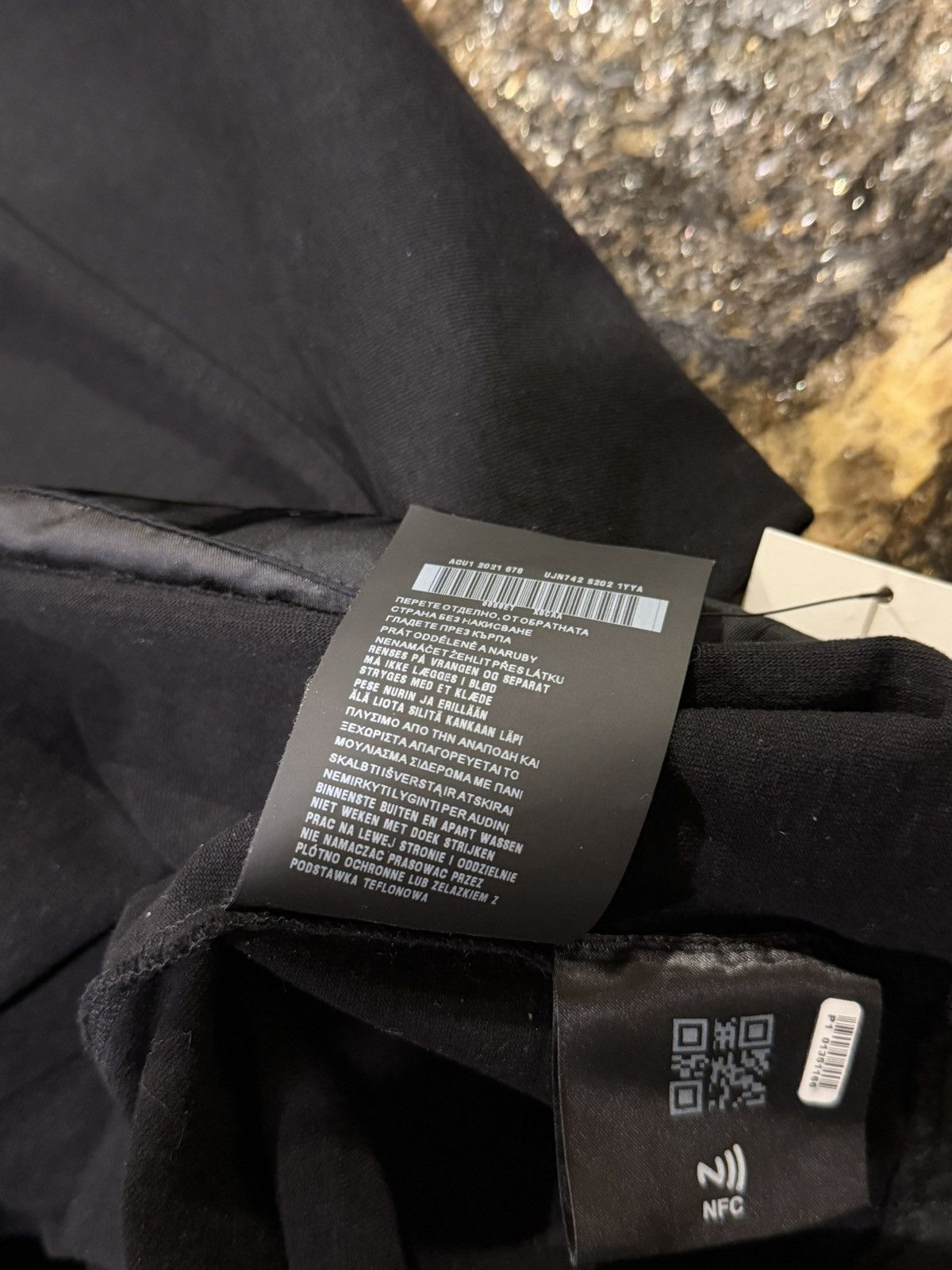 Prada Prada Jersey & Re-Nylon Logo Black T-Shirt Size US L / EU 52-54 / 3 - 15 Thumbnail