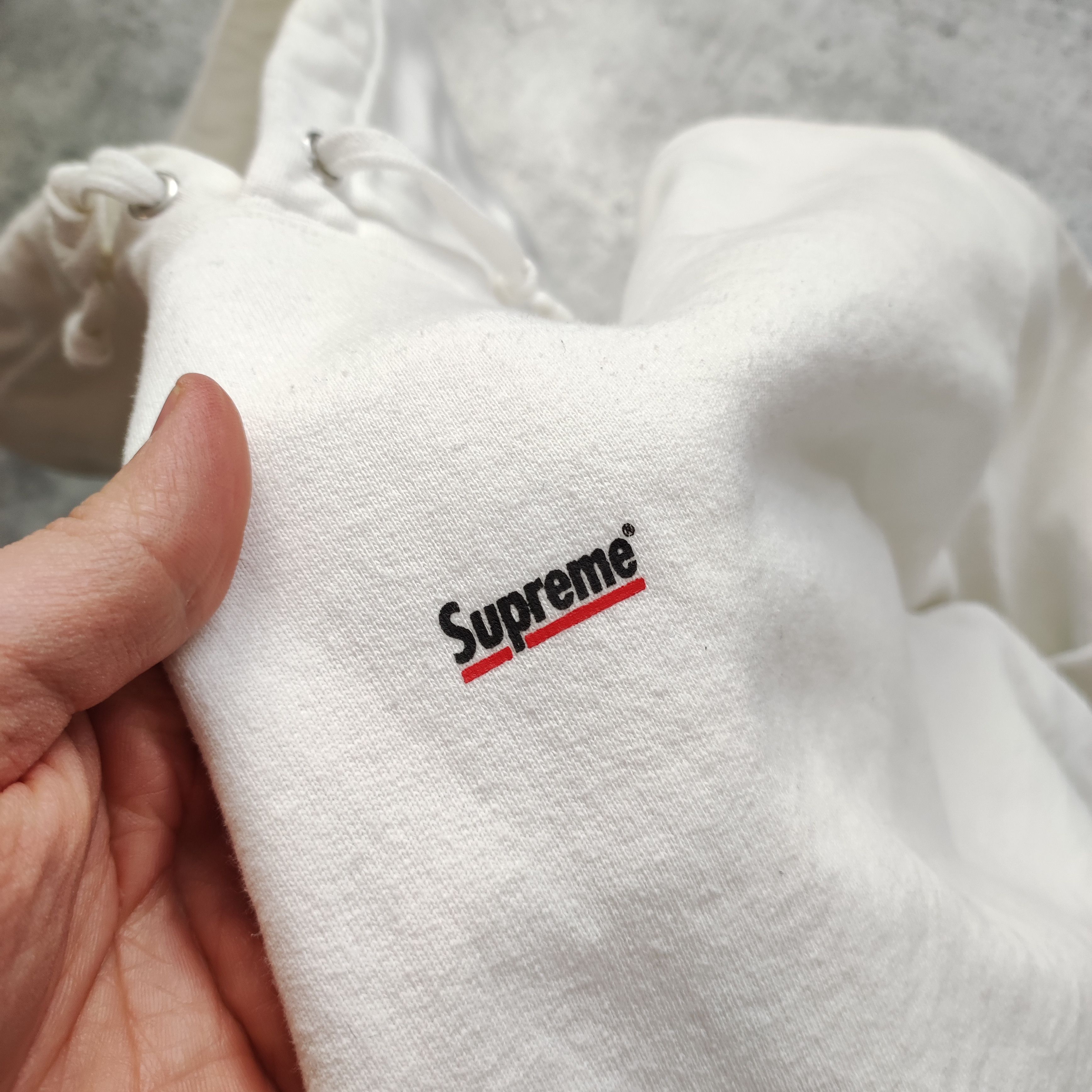 Supreme RARE Supreme White Underline Hooded Sweatshirt FW22 Hoodie Size US M / EU 48-50 / 2 - 6 Thumbnail