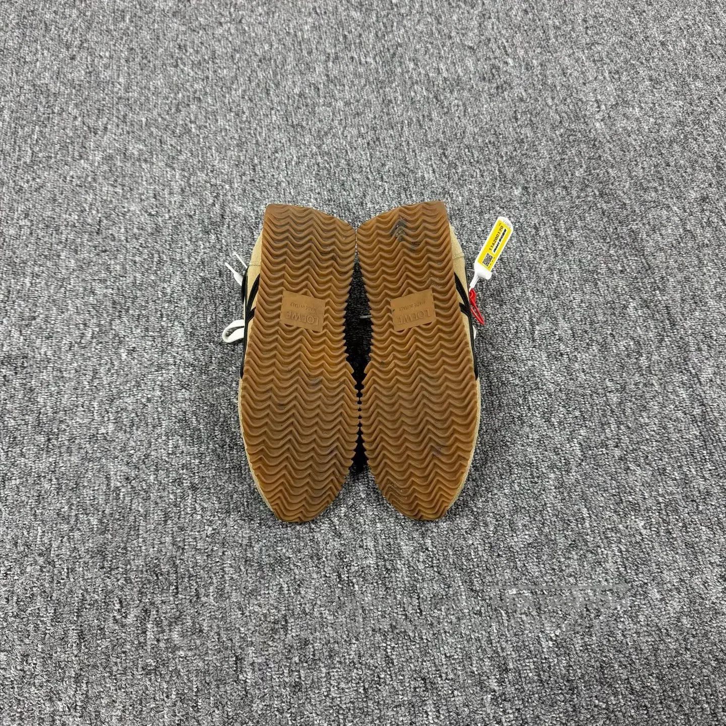 Loewe LOEWE Flow Runner; Lepi; Training Shoes; Agan Shoes| Size US 7 / EU 40 - 6 Thumbnail