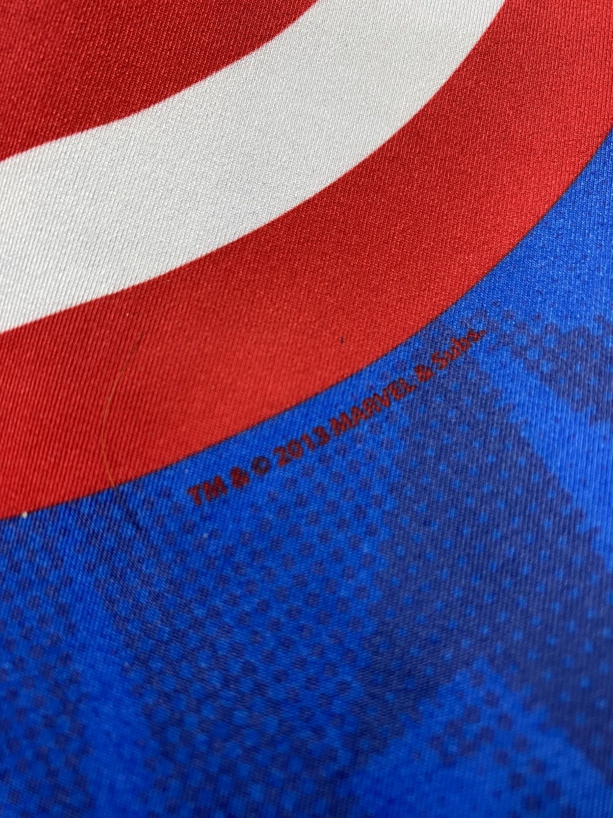 Disney × Marvel Comics × Under Armour Captain America Under Armour Compression shirt Size US XXL / EU 58 / 5 - 9 Thumbnail