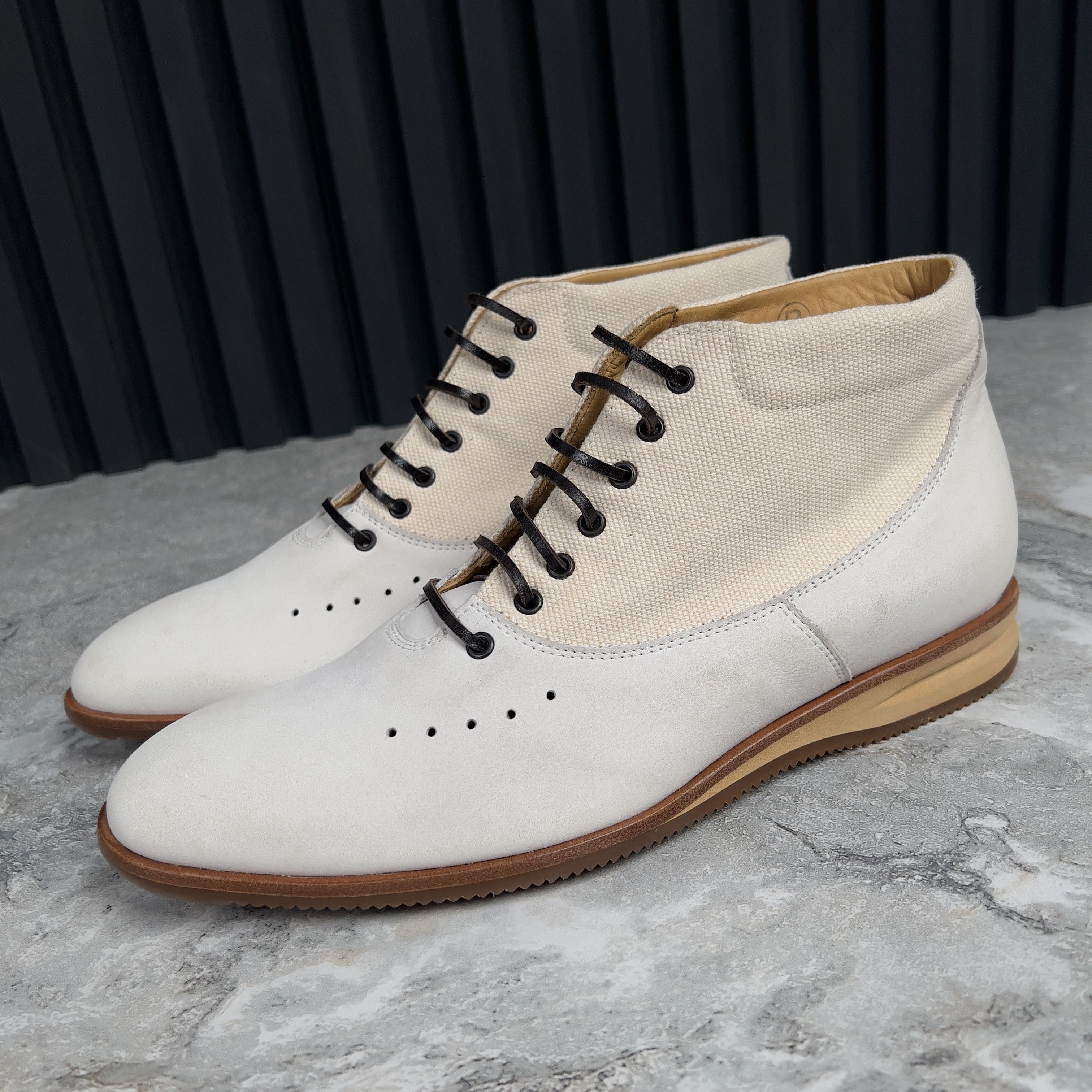 John Lobb For Aston Martin Boots Special Driving Shoes in Grey, Men's (Size 8)