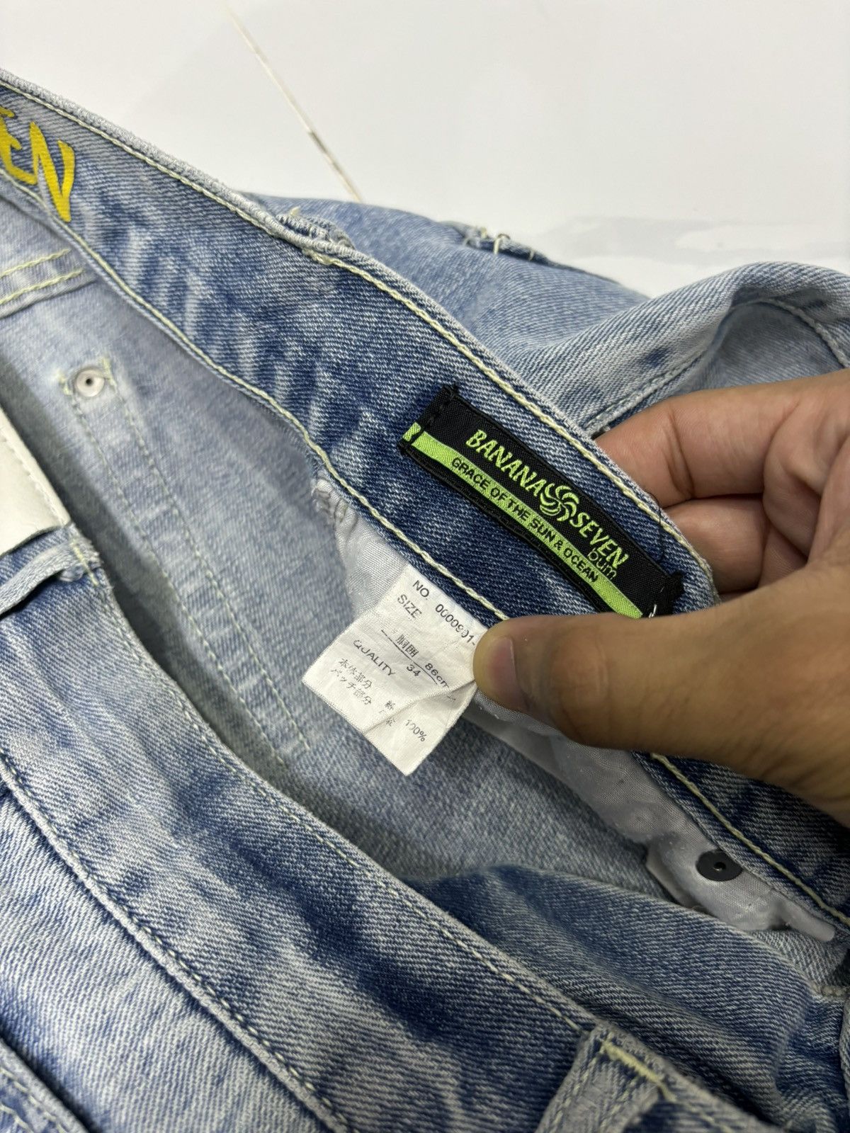 If Six Was Nine Vintage Banana Seven Blue Wash Distressed Denim Jean Size US 32 / EU 48 - 9 Thumbnail