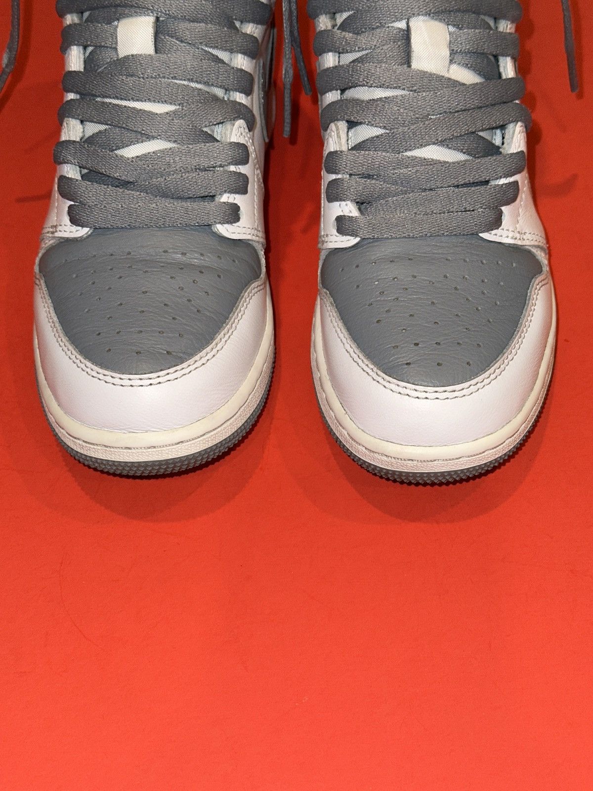 Jordan Brand Nike Air Jordan 1 Retro High Stealth Gray White 575441-037 Size US 5.5 / EU 38 - 9 Thumbnail