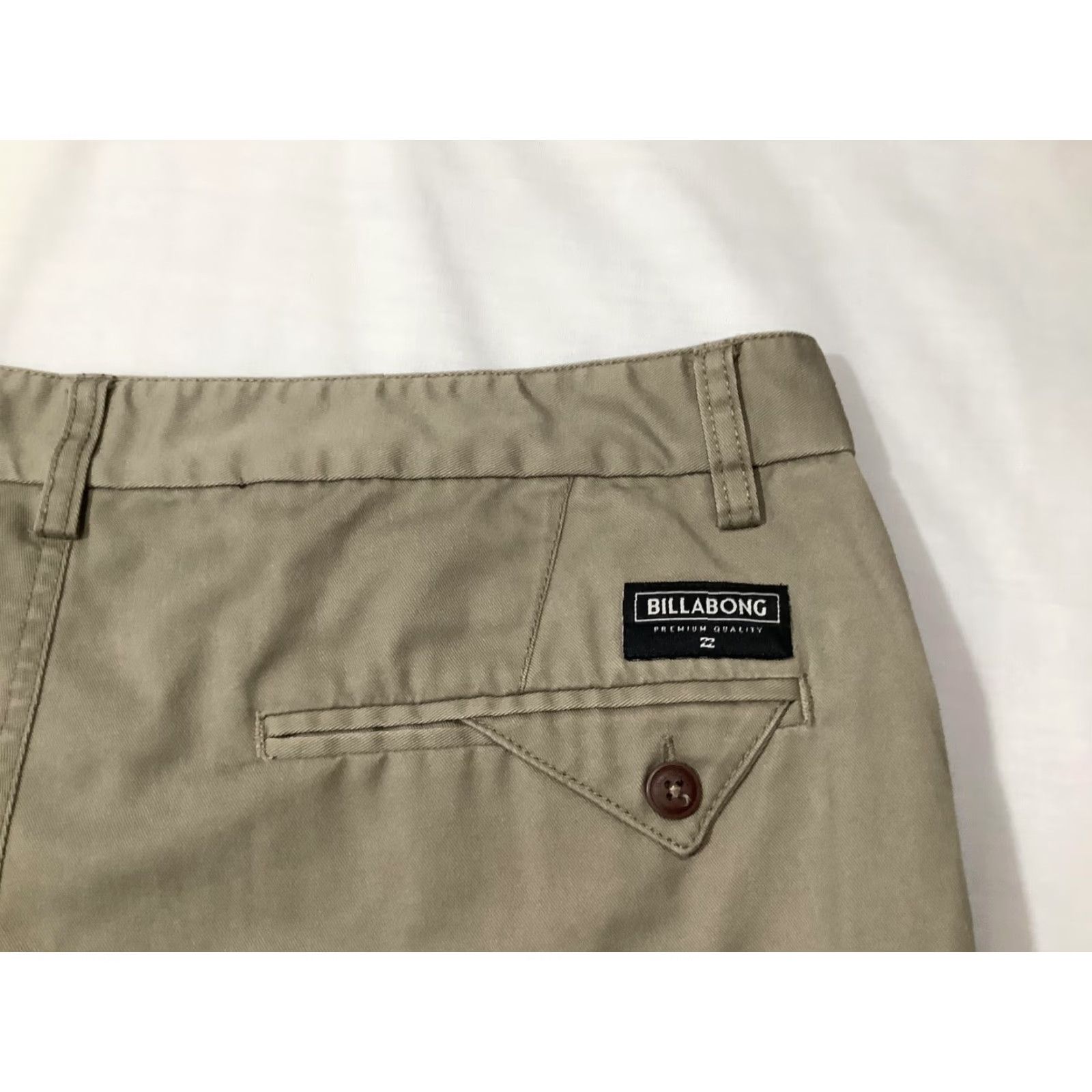 Billabong VINTAGE Billabong Shorts Mens 36 Beige Chino Flat Front Casual Logo Pockets Summer Mens Size US 36 / EU 52 - 7 Thumbnail