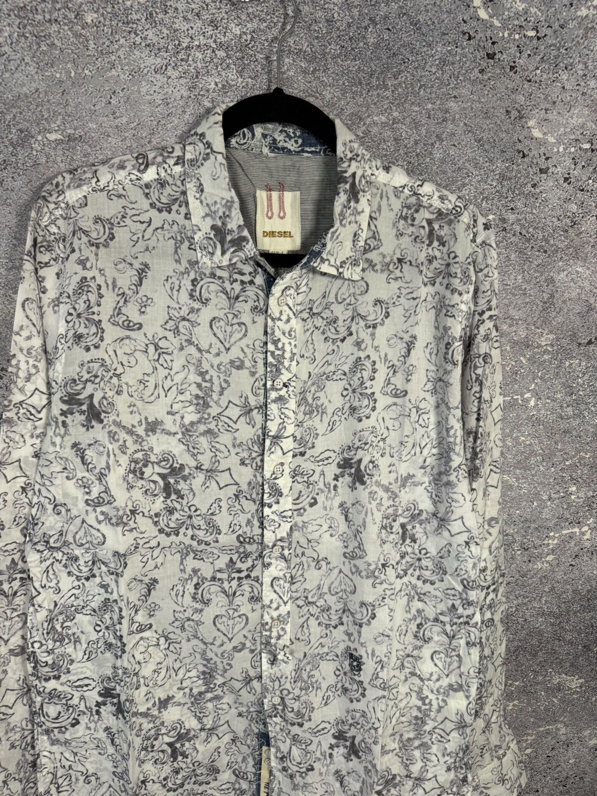 Diesel × Diesel Black Gold × Vintage Vintage Diesel Rare Abstract Light Weight Mens Button Shirt Size US L / EU 52-54 / 3 - 3 Thumbnail