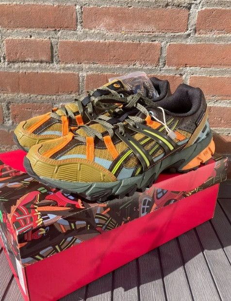 Gel Sonoma 15-50 8.5 42 olive oil brown new