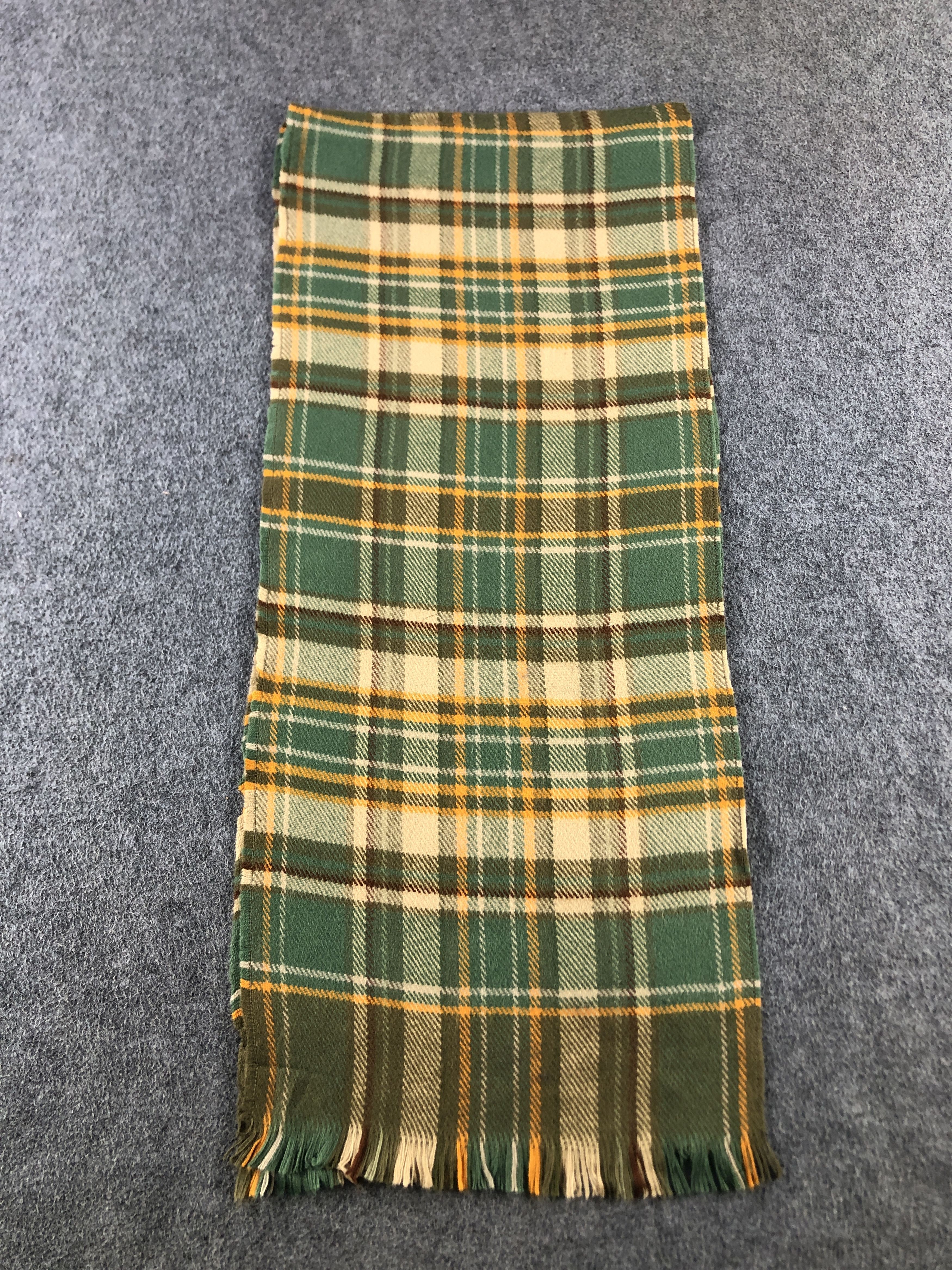 Barneys New York Barneys New York Scarf / Muffler / Neckwear P696 Size ONE SIZE - 2 Thumbnail