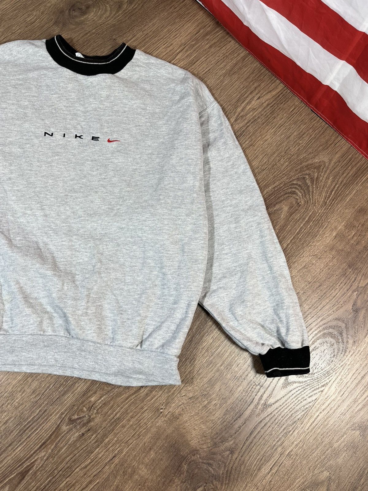 Nike Vintage Nike Sweatshirt Swoosh Big Logo Size US M / EU 48-50 / 2 - 4 Thumbnail