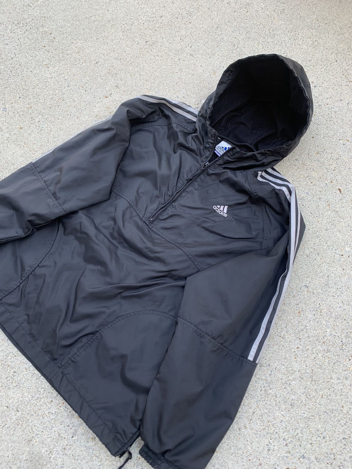Vintage Vintage Adidas Windbreaker Jacket Size US L / EU 52-54 / 3 - 2 Thumbnail
