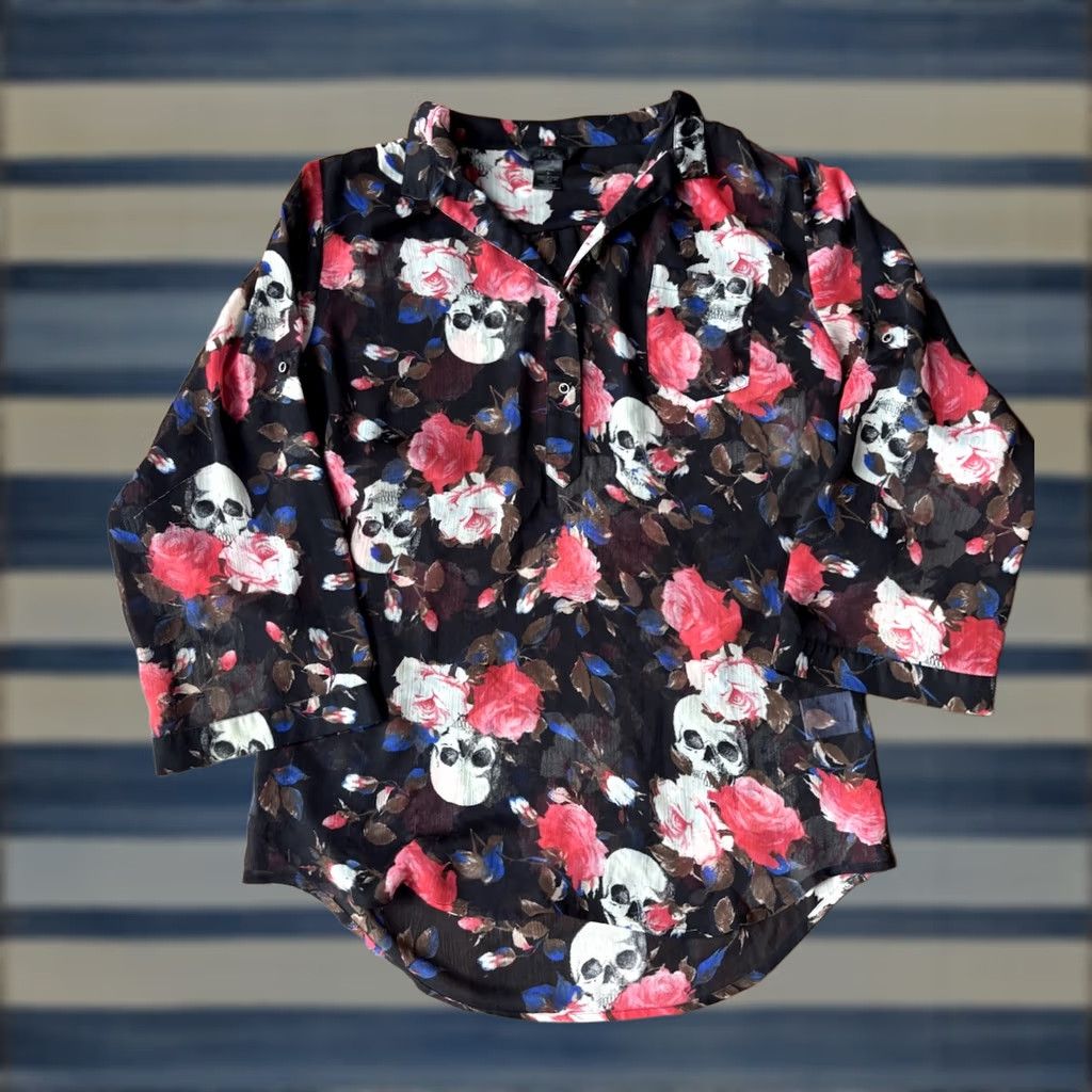 47 Rock 47 Skull Roses Floral Long Sleeve Shirt Blouse Women’s Small Size S / US 4 / IT 40 - 1 Thumbnail