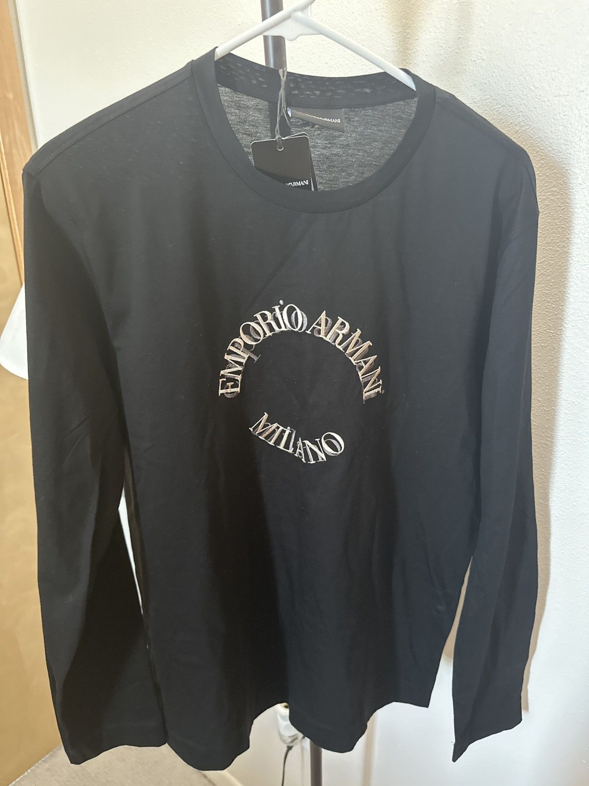 Emporio Armani Emporio Armani black long sleeve circle name tee Size US L / EU 52-54 / 3 - 4 Thumbnail