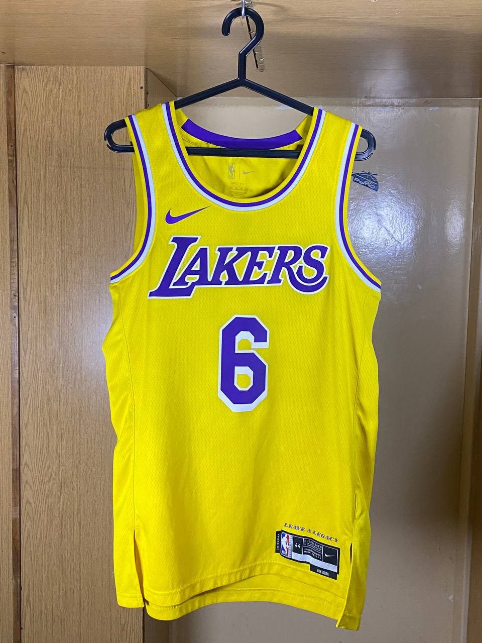 NBA × Nike 🏀 Los Angeles Lakers Jersey – Yellow / Purple Accents (#6) Size US M / EU 48-50 / 2 - 1 Thumbnail