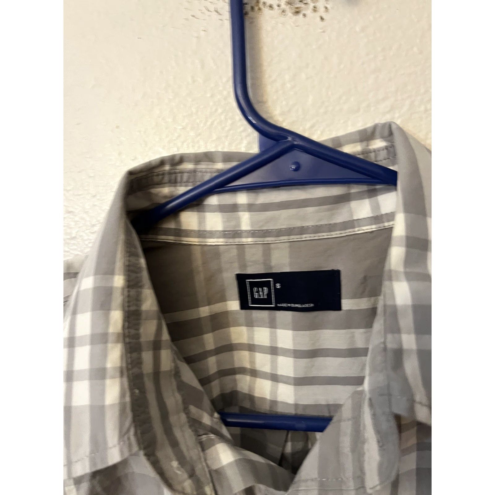 Gap Gap Button Up Shirt Mens Size S Gray Plaid Check Slim Fit Long Sleeve Solid Size US S / EU 44-46 / 1 - 2 Thumbnail