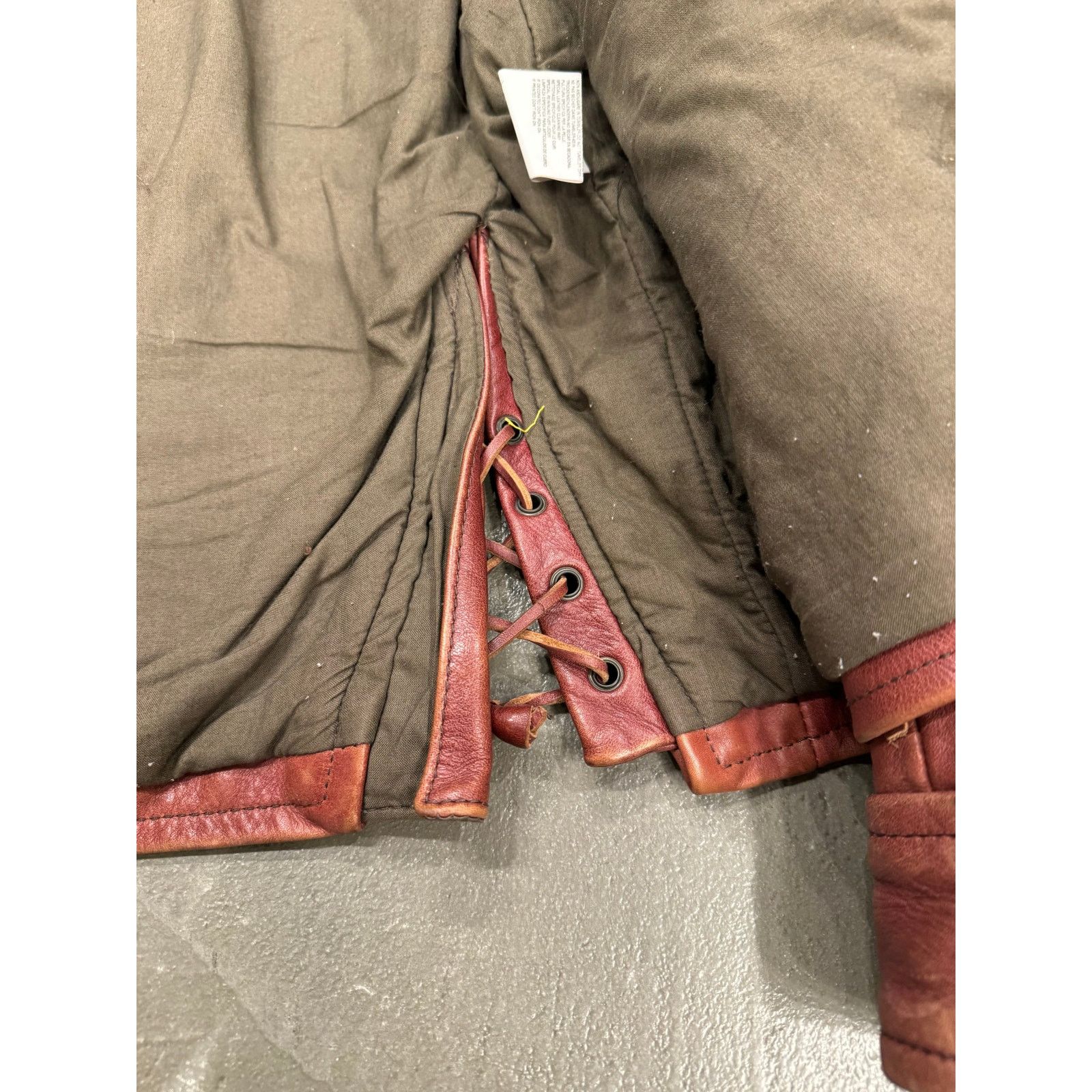 Dsquared2 A/W2004 Dsquared2 runway faded leather jacket Size US L / EU 52-54 / 3 - 9 Thumbnail