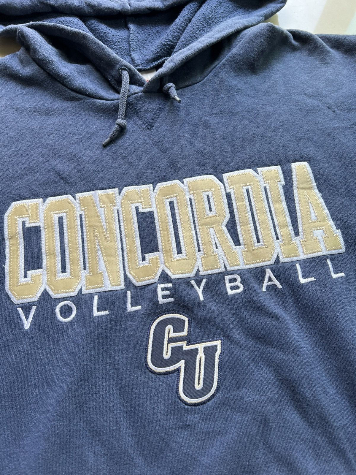 Nike Faded Vintage Nike Team Concordia VolleyBall Hoodie Size US L / EU 52-54 / 3 - 3 Thumbnail