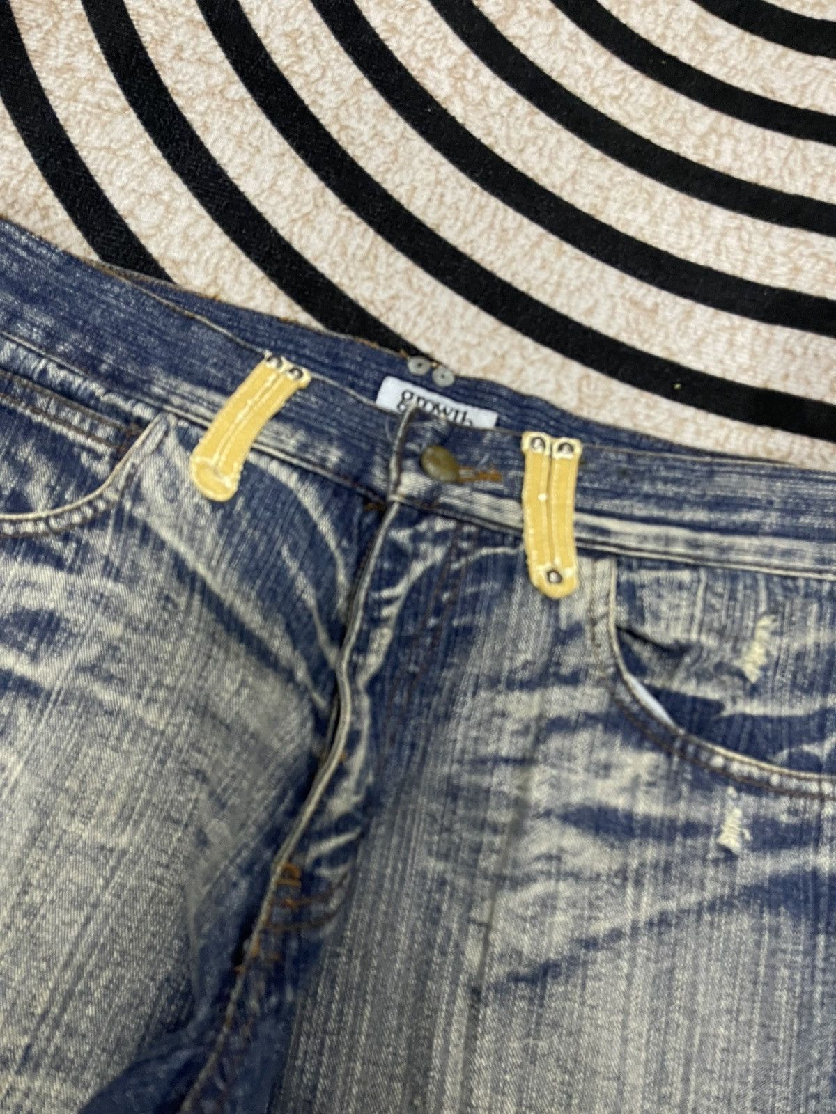 In The Attic 2000s IN THE ATTIC FLARE STUDDED EMBROIDERY JEANS RARE Size US 30 / EU 46 - 9 Thumbnail