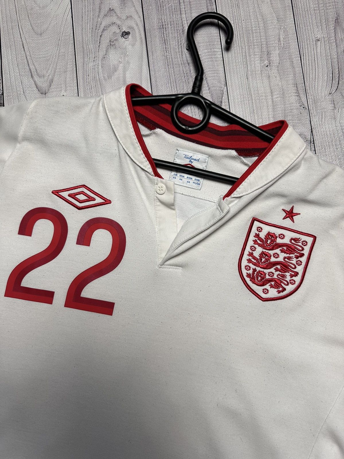 Umbro Vintage Umbro England soccer jersey size M 22 Welbeck Size US M / EU 48-50 / 2 - 7 Thumbnail