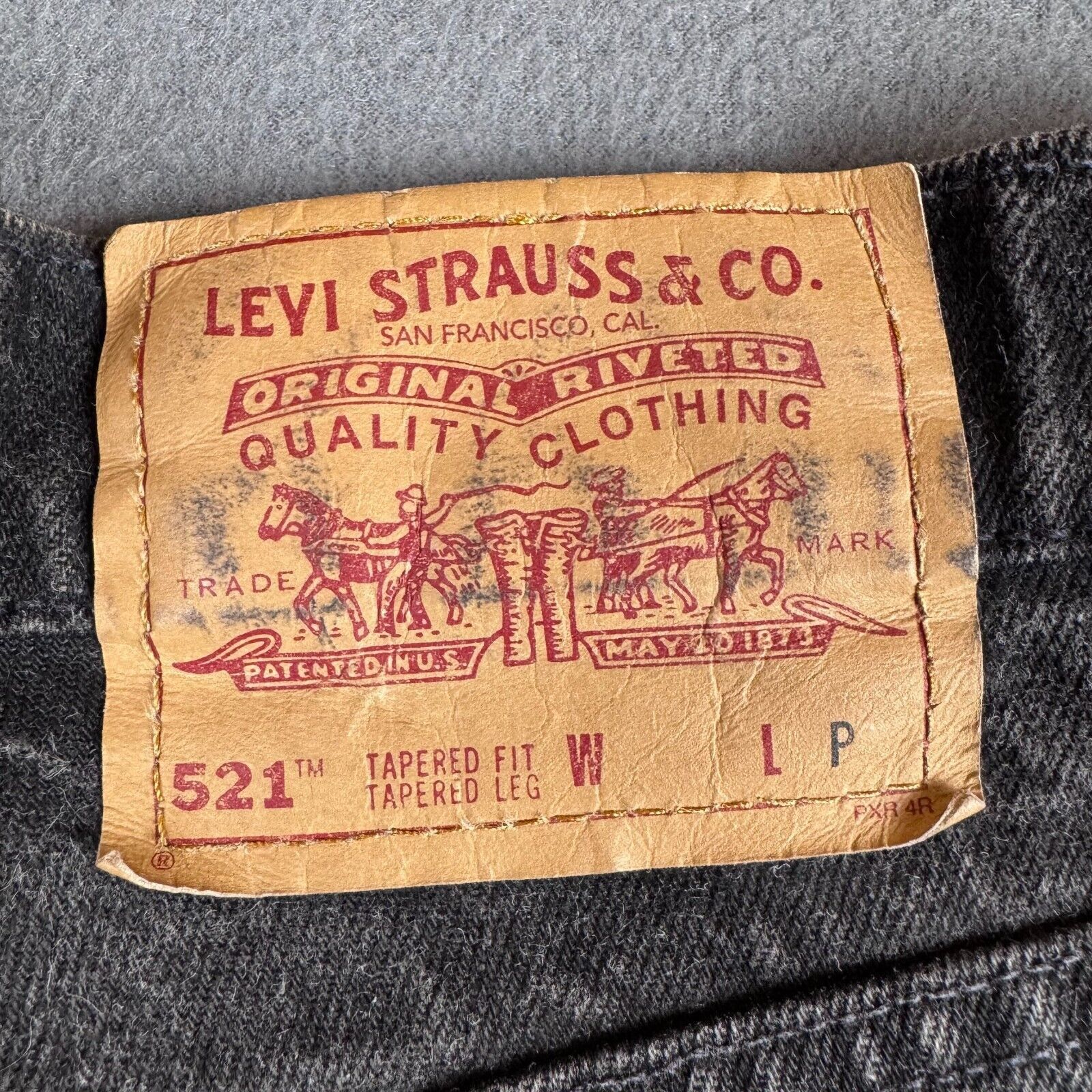 Levi's Levi's 521 Jeans Womens 6P Black Tapered Fit MADE IN USA Size 24" / US 00 / IT 34 - 11 Thumbnail