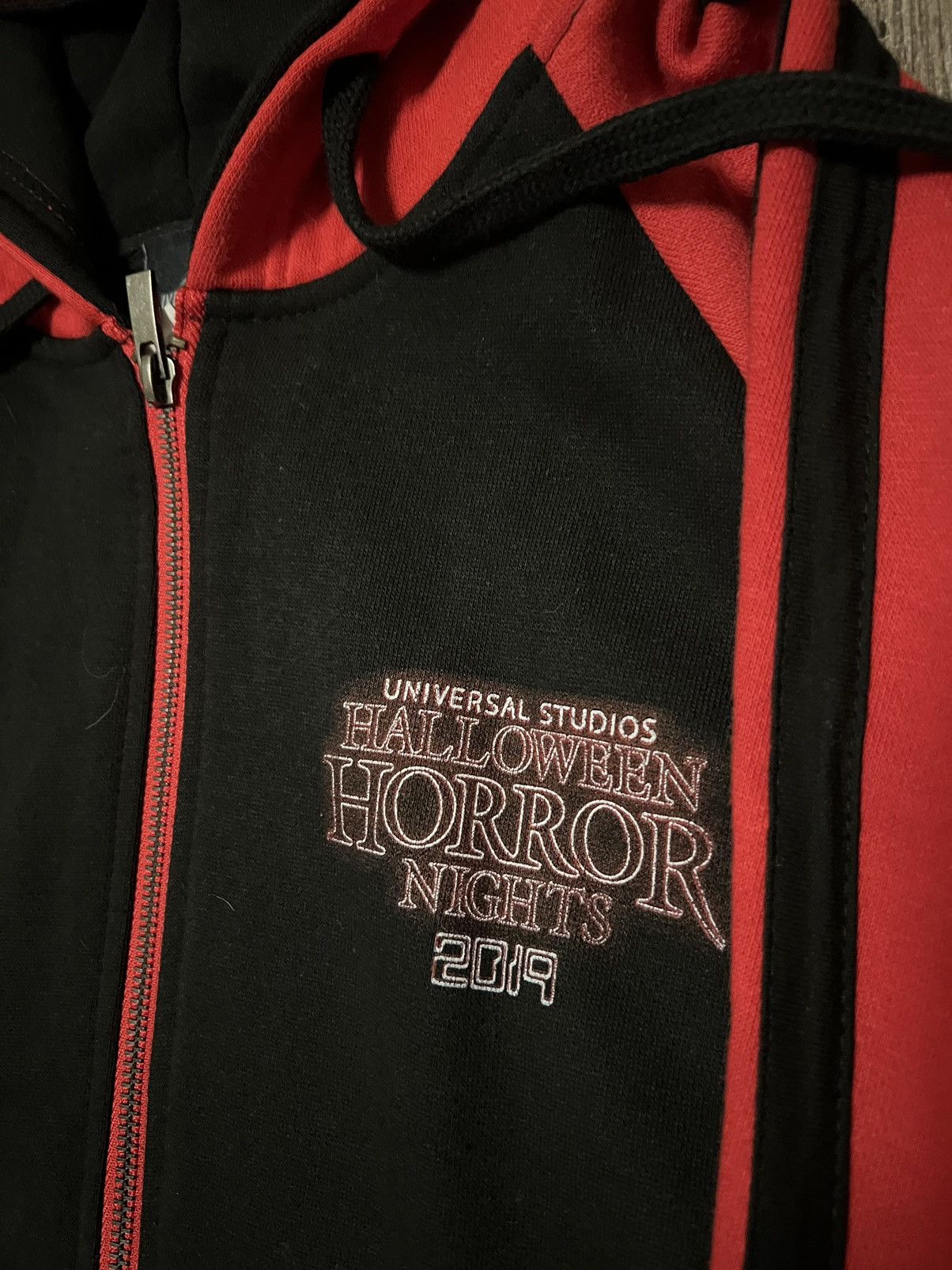 Universal Studios Universal Studios Halloween Horror Nights Stranger Things Size US S / EU 44-46 / 1 - 4 Thumbnail
