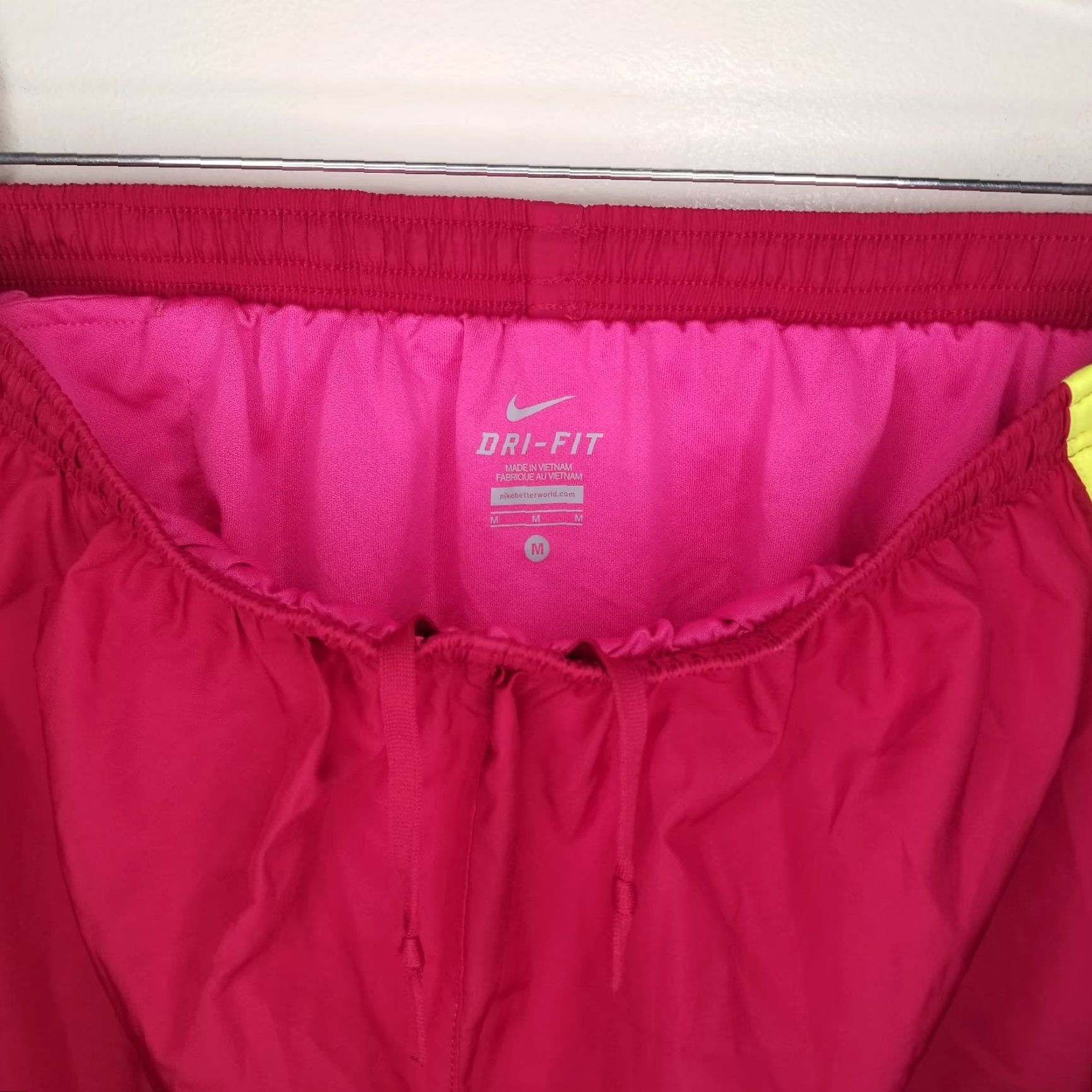 Nike Nike Womens Shorts Dri-Fit Running Jogging Activewear Size M Pink Maroon Size 32" / US 10 / IT 46 - 2 Thumbnail