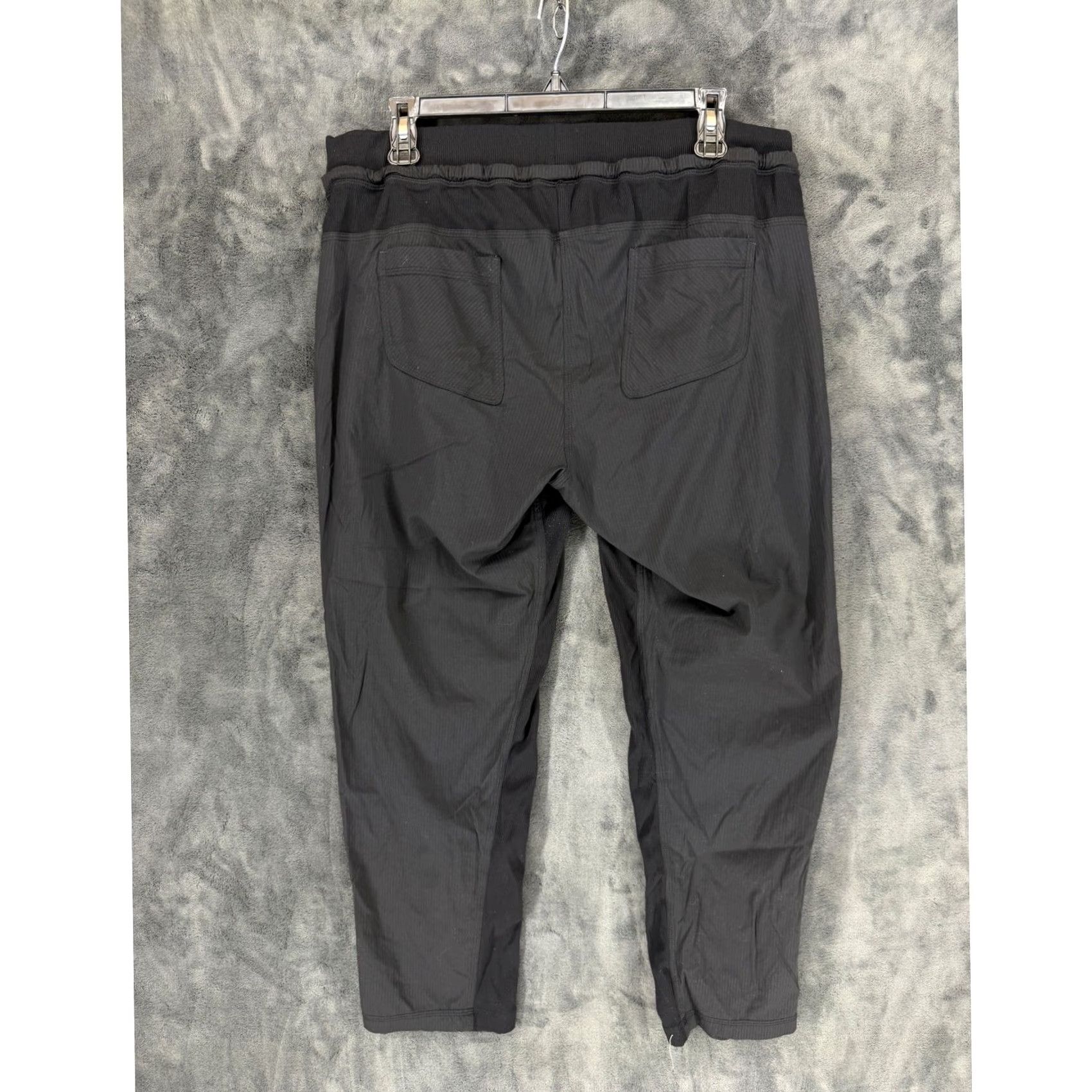 Lululemon Lululemon Beyond the Studio Crop Pants Womens Size 12 Black Pinstripe Joggers Tapered Inseam 26" Drawstring Elastic Waist Pockets Size 34" / US 12 / IT 48 - 5 Thumbnail