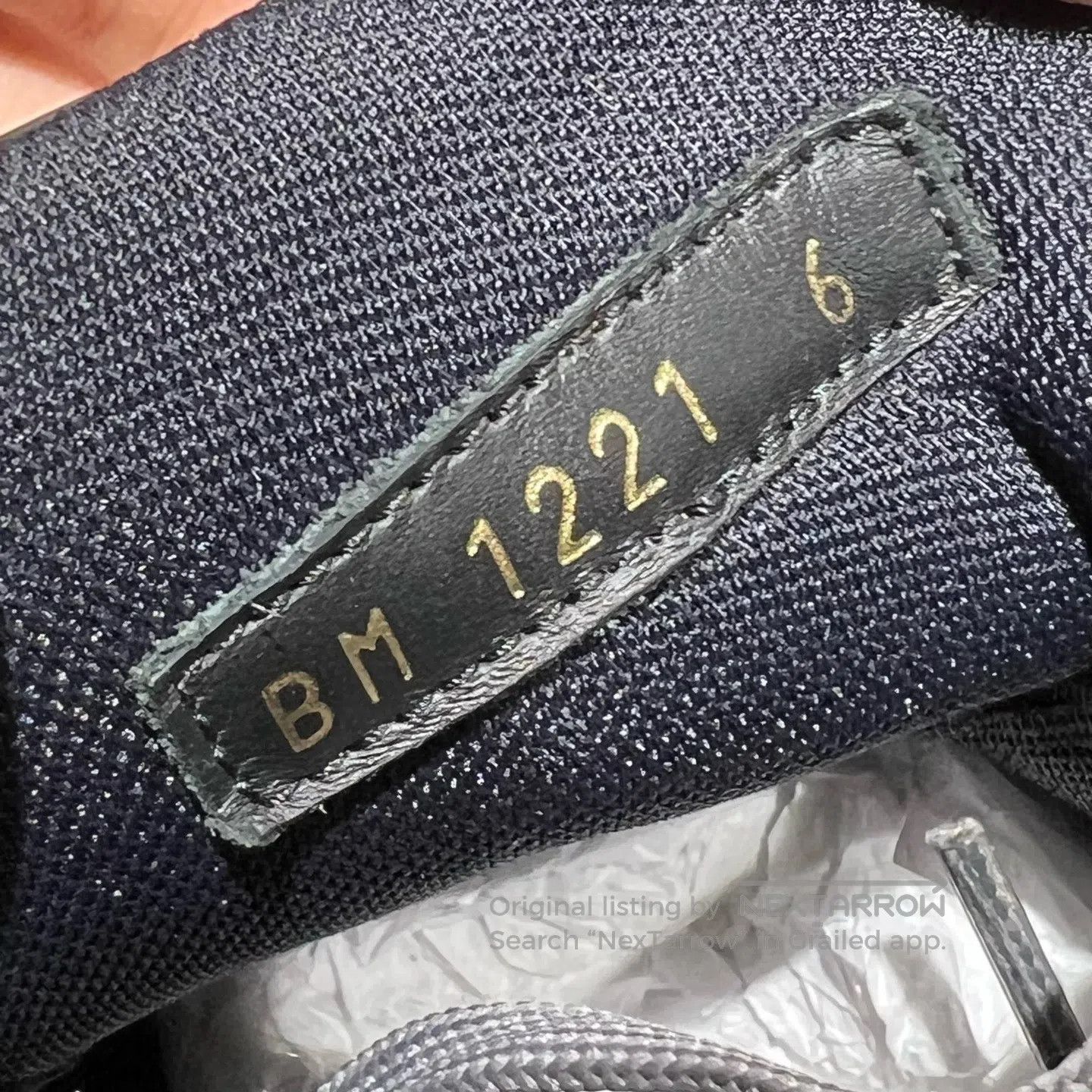 Louis Vuitton Louis Vuitton Trainer: Black and yellow painted leather sh Size US 7 / EU 40 - 8 Thumbnail