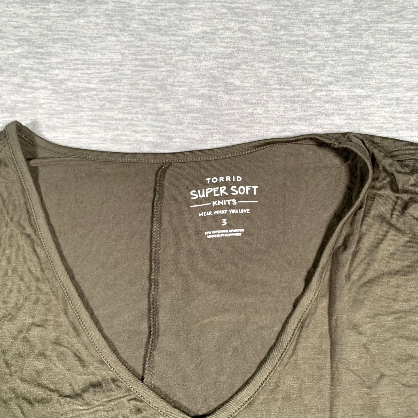 Torrid Torrid Shirt Womens 3X Olive Green Super Soft V Neck Tunic Top Plus Size 22-24 Size XXL / US 16-18 / IT 52-54 - 5 Thumbnail