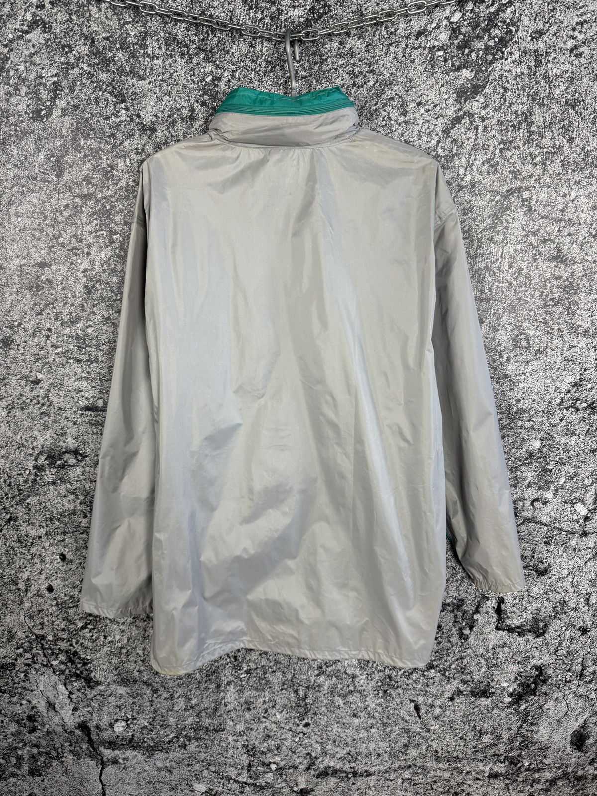 Umbro UMBRO Vintage Nylon Jacket Windbreaker Retro 90s Size L Size US L / EU 52-54 / 3 - 10 Thumbnail