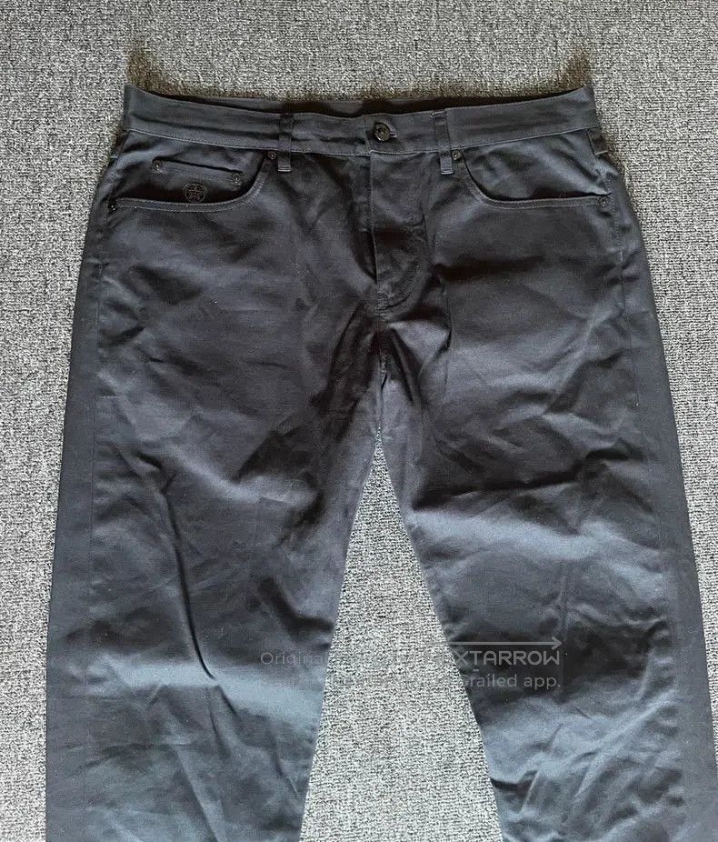 Other Burberry Black Casual Pants W36L32. Size US 36 / EU 52 - 2 Thumbnail