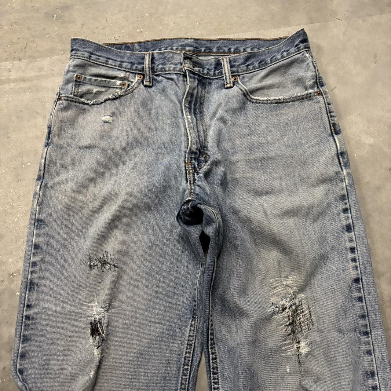 Levi's × Vintage Crazy Vintage Y2K/2000s Grunge Faded Light Wash Levi’s Denim Jeans! Size US 33 - 5 Thumbnail